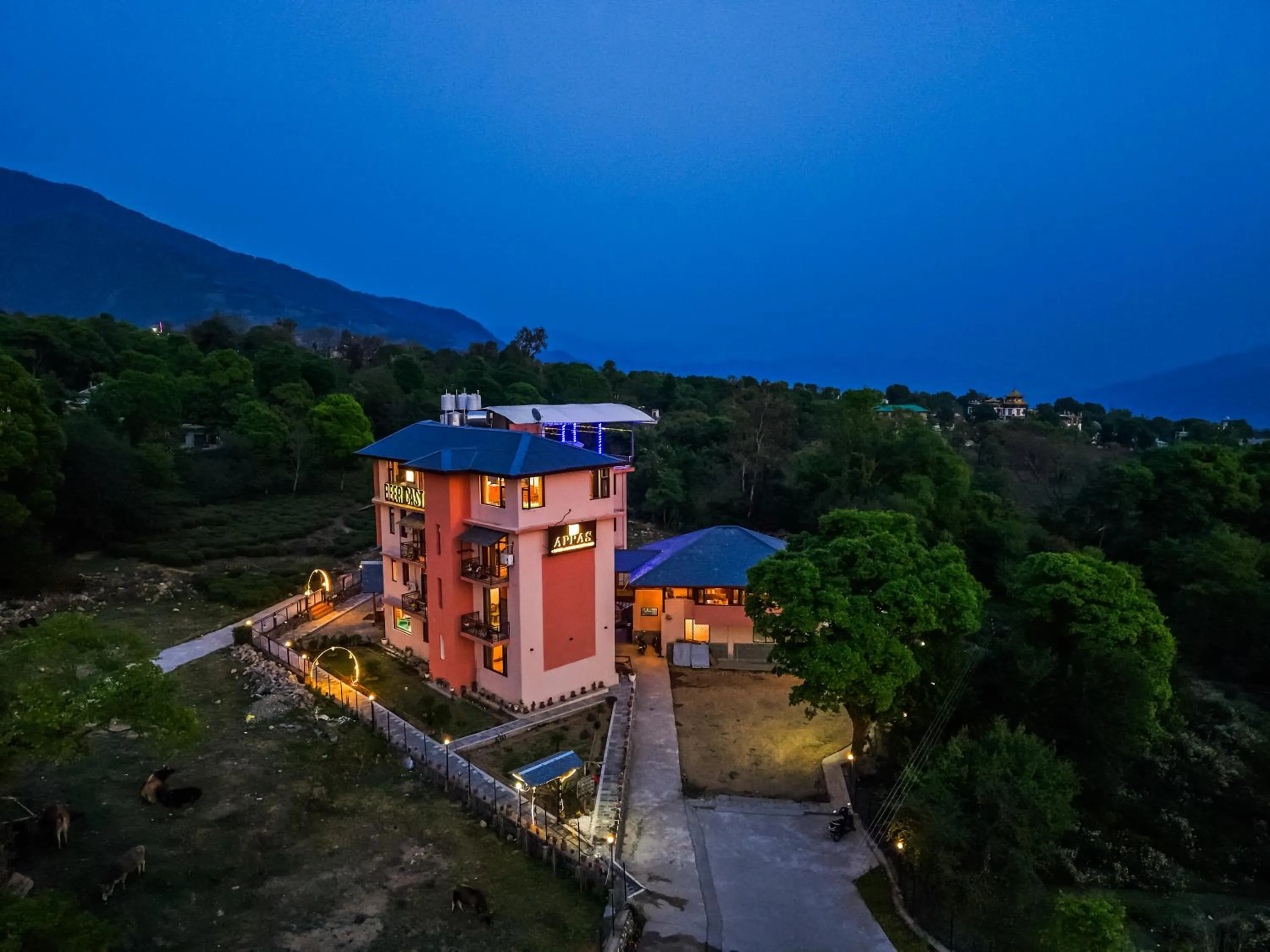 Facade/entrance in Appas Hotel
