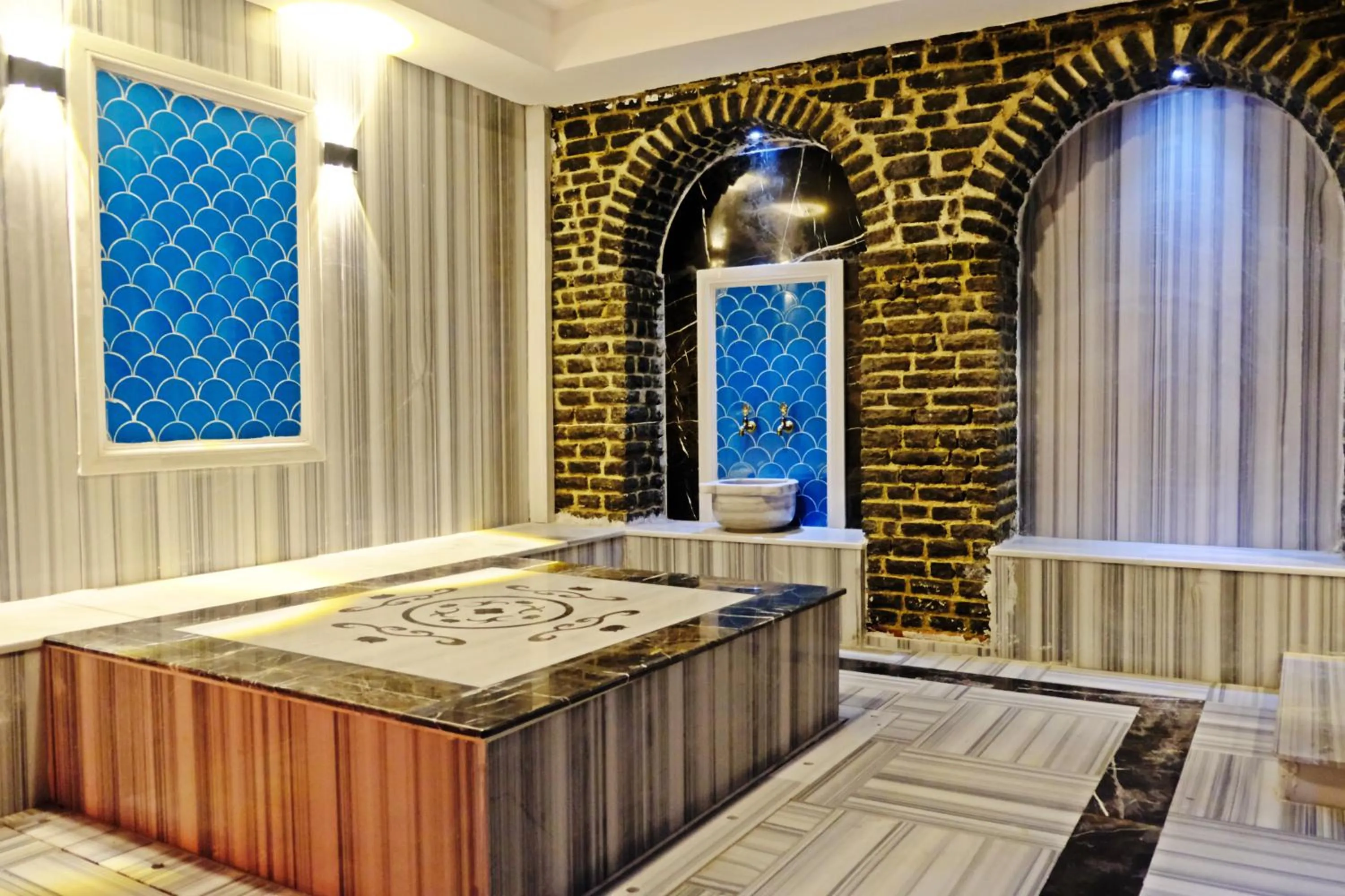 Public Bath in Oscar Seaside Hotel & Spa