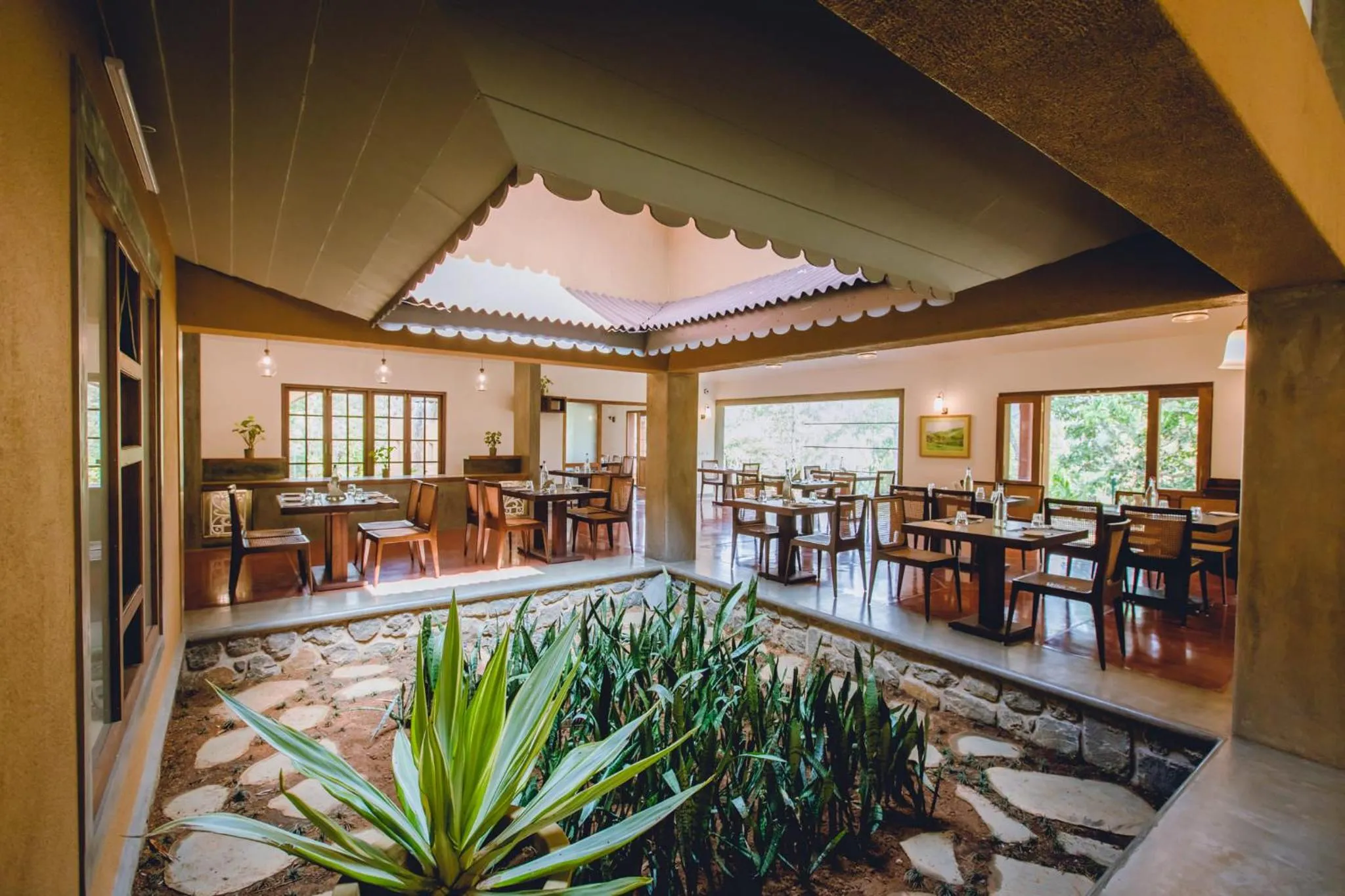 Restaurant/places to eat in Misty Mountain Experience