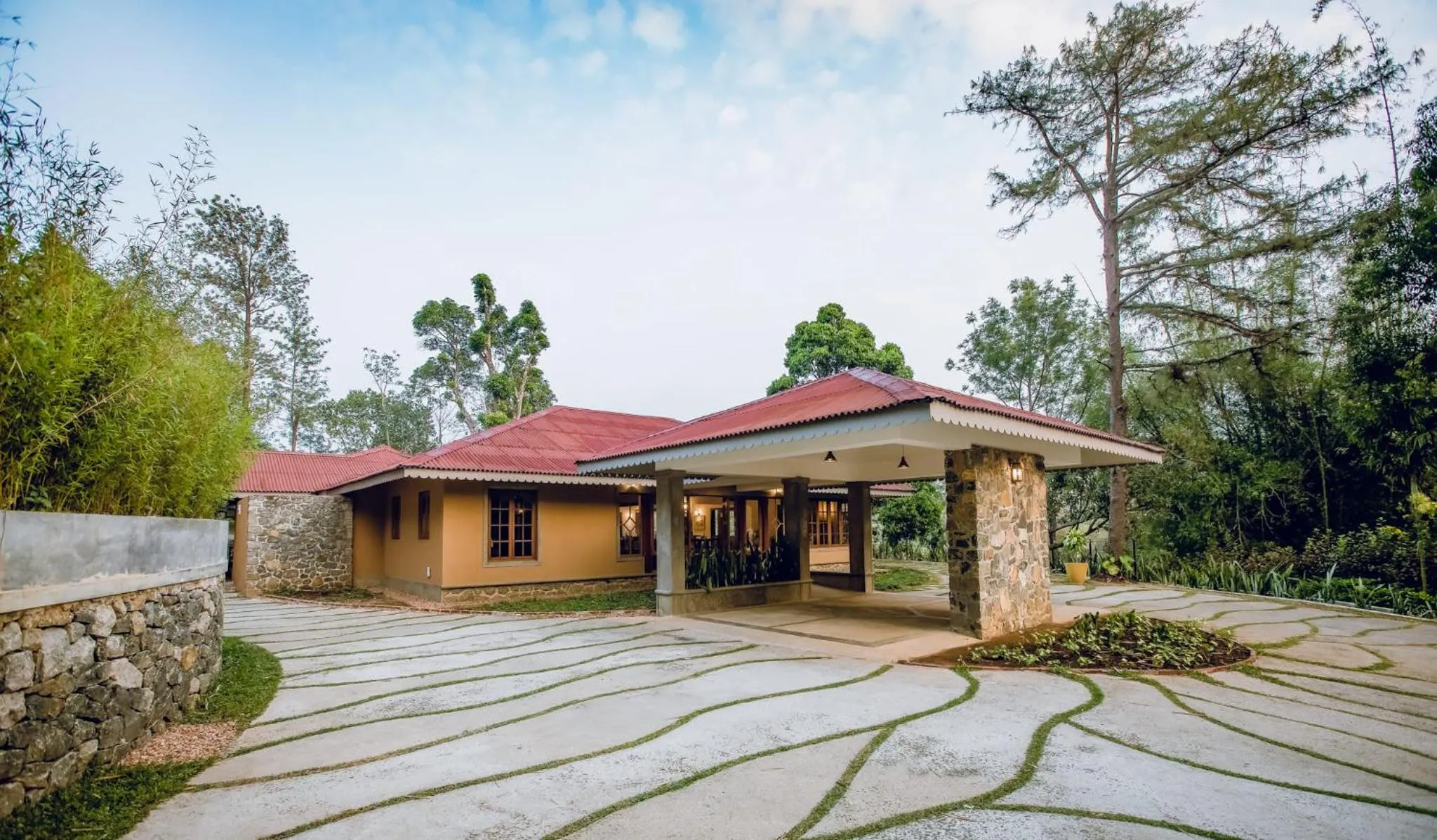 Restaurant/places to eat in Misty Mountain Experience