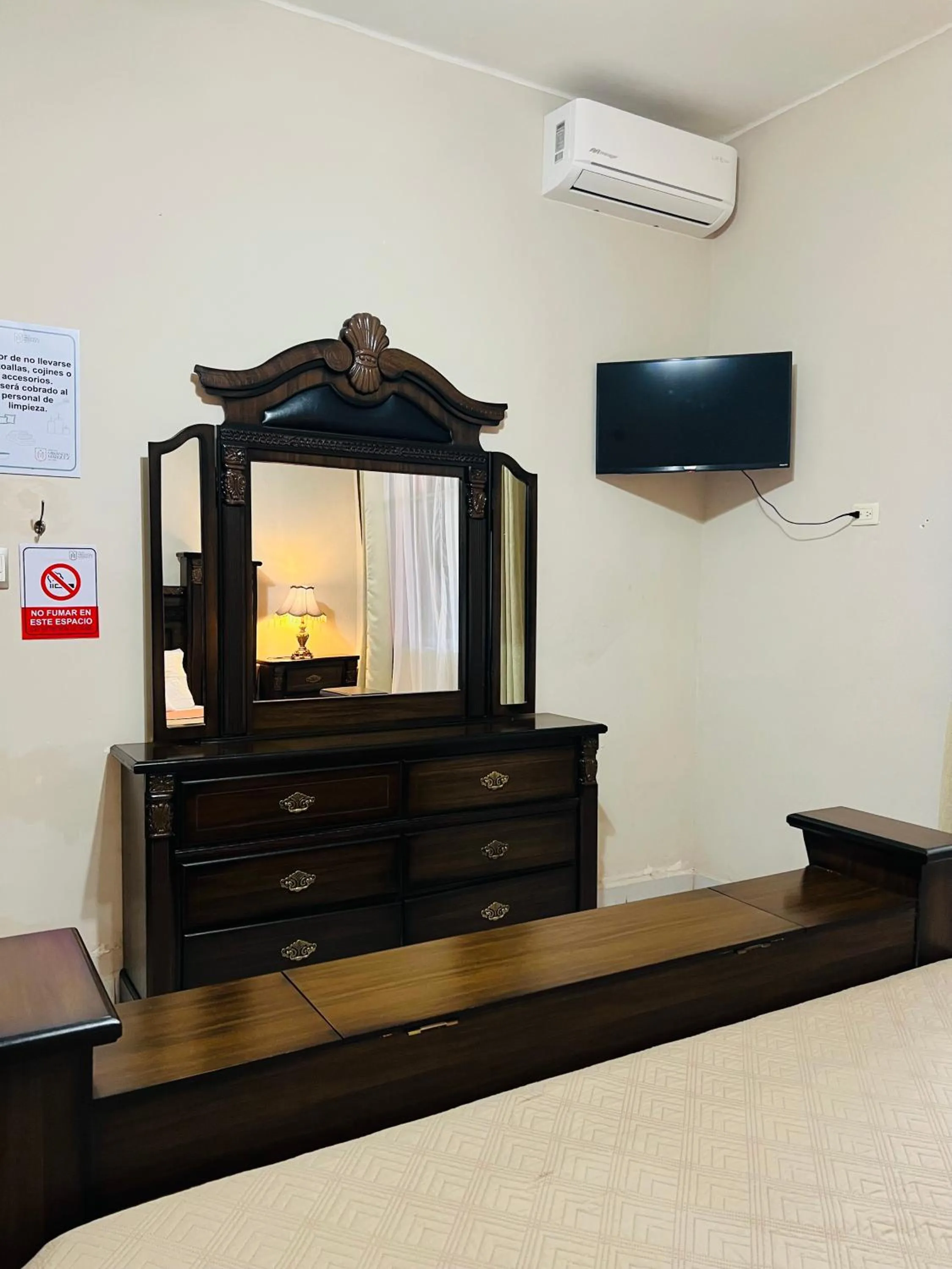 Bedroom, Bed in Hostería Casa Marquez