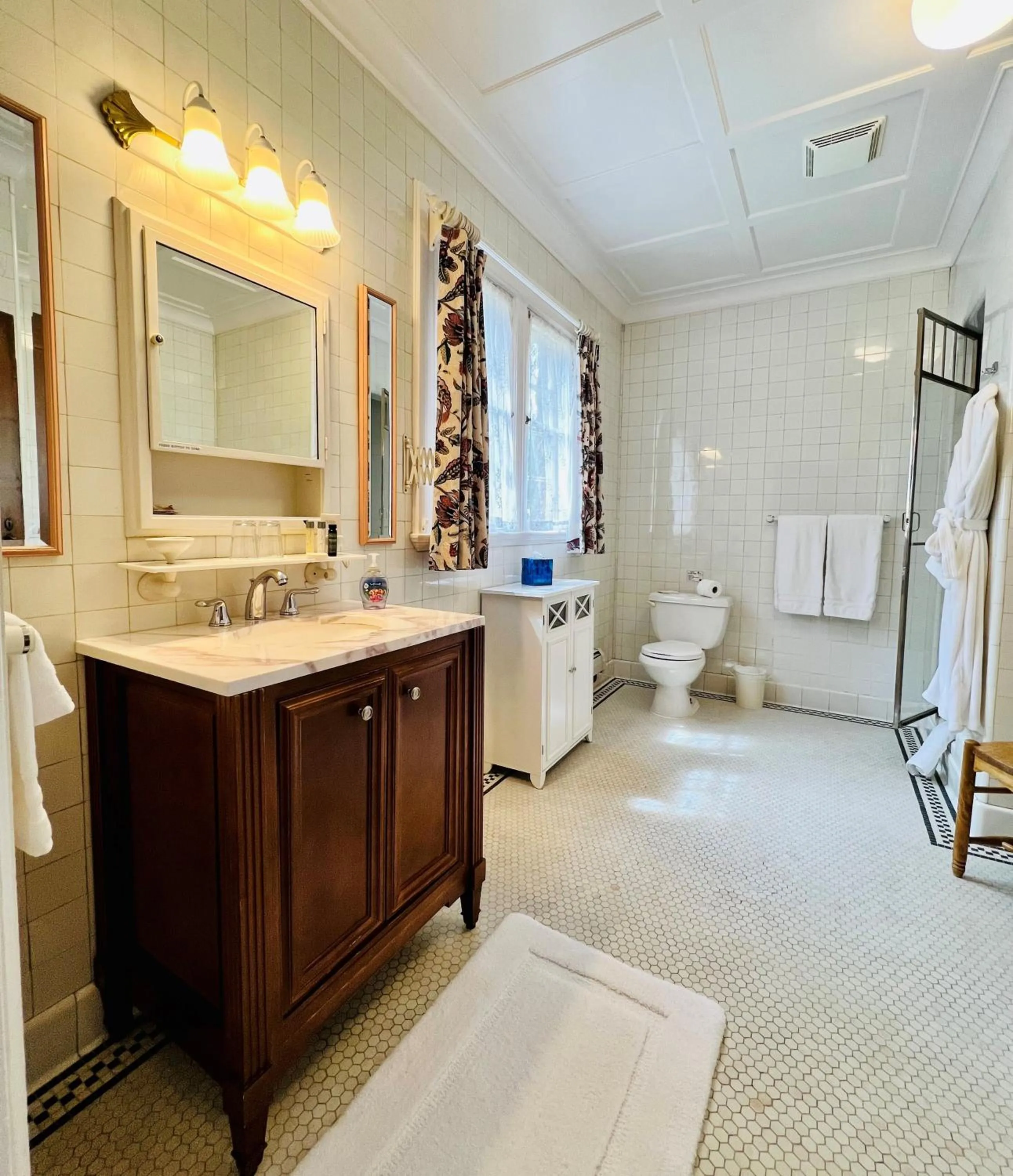 Bathroom in The Latch Inn