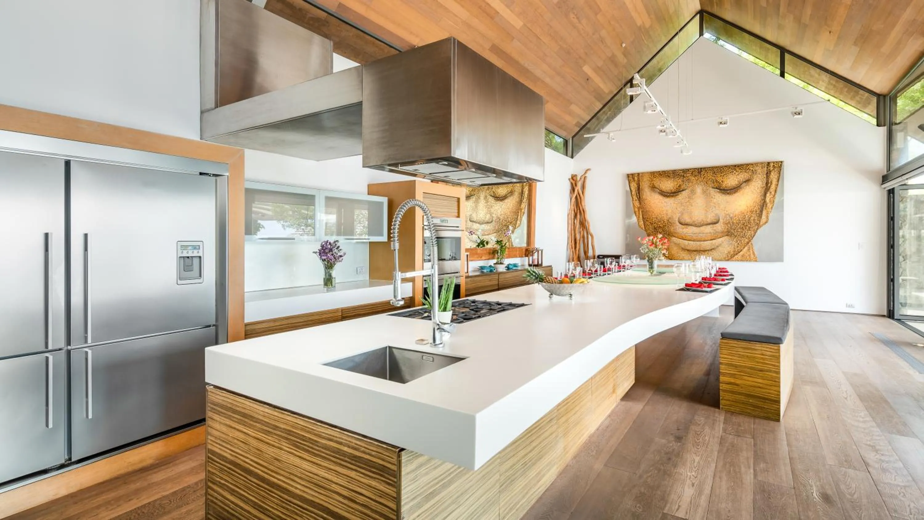 Kitchen or kitchenette in Villa Saengootsa