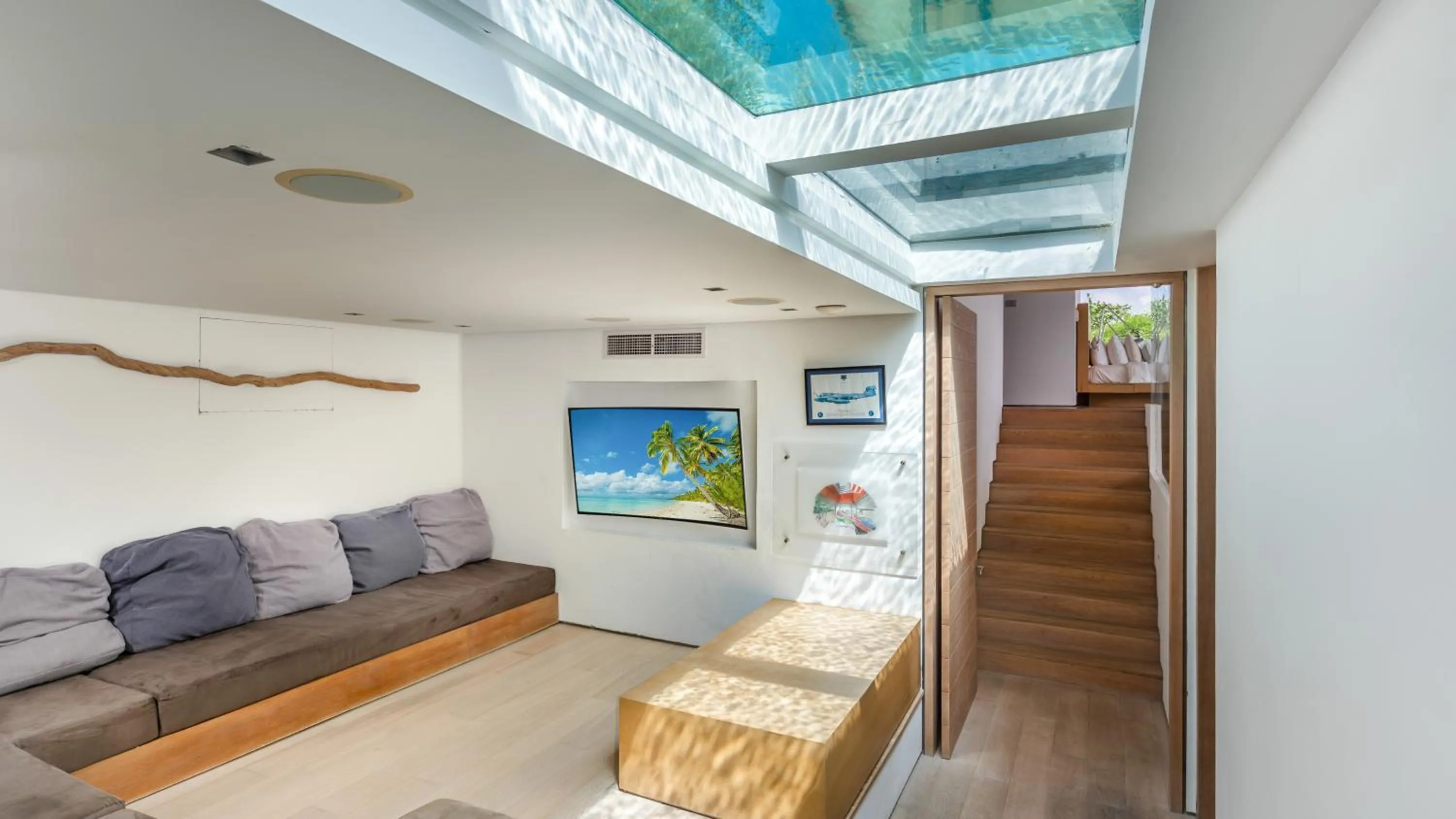 TV and multimedia in Villa Saengootsa