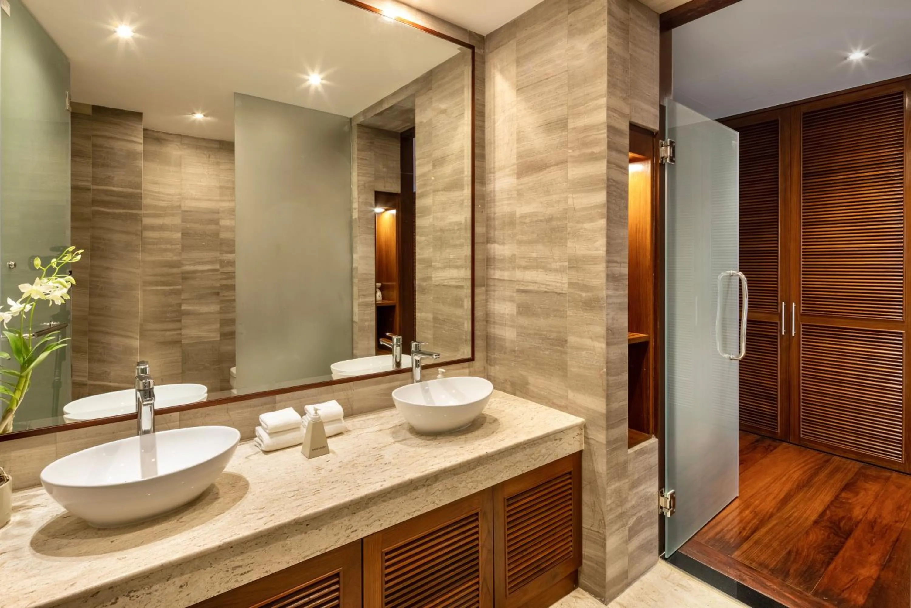 Shower in Villa Horizon