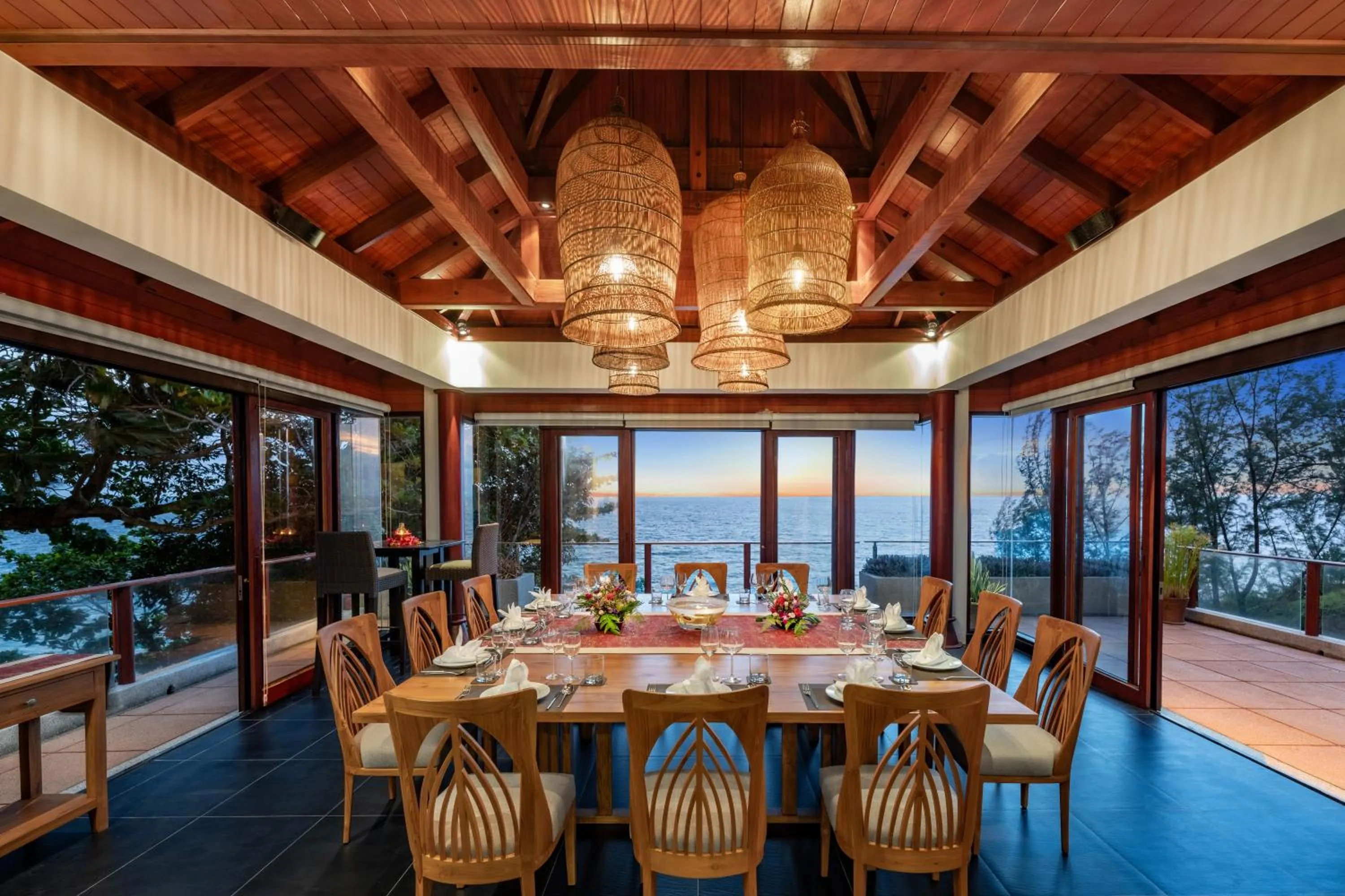Dining area in Villa Horizon