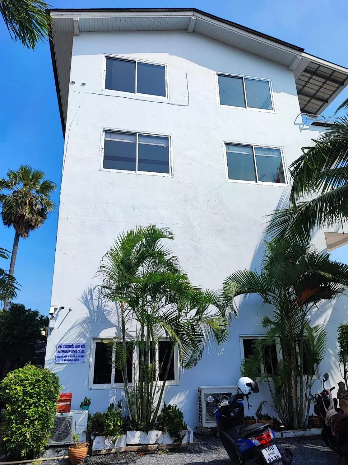 Property building in Lemon House apartment