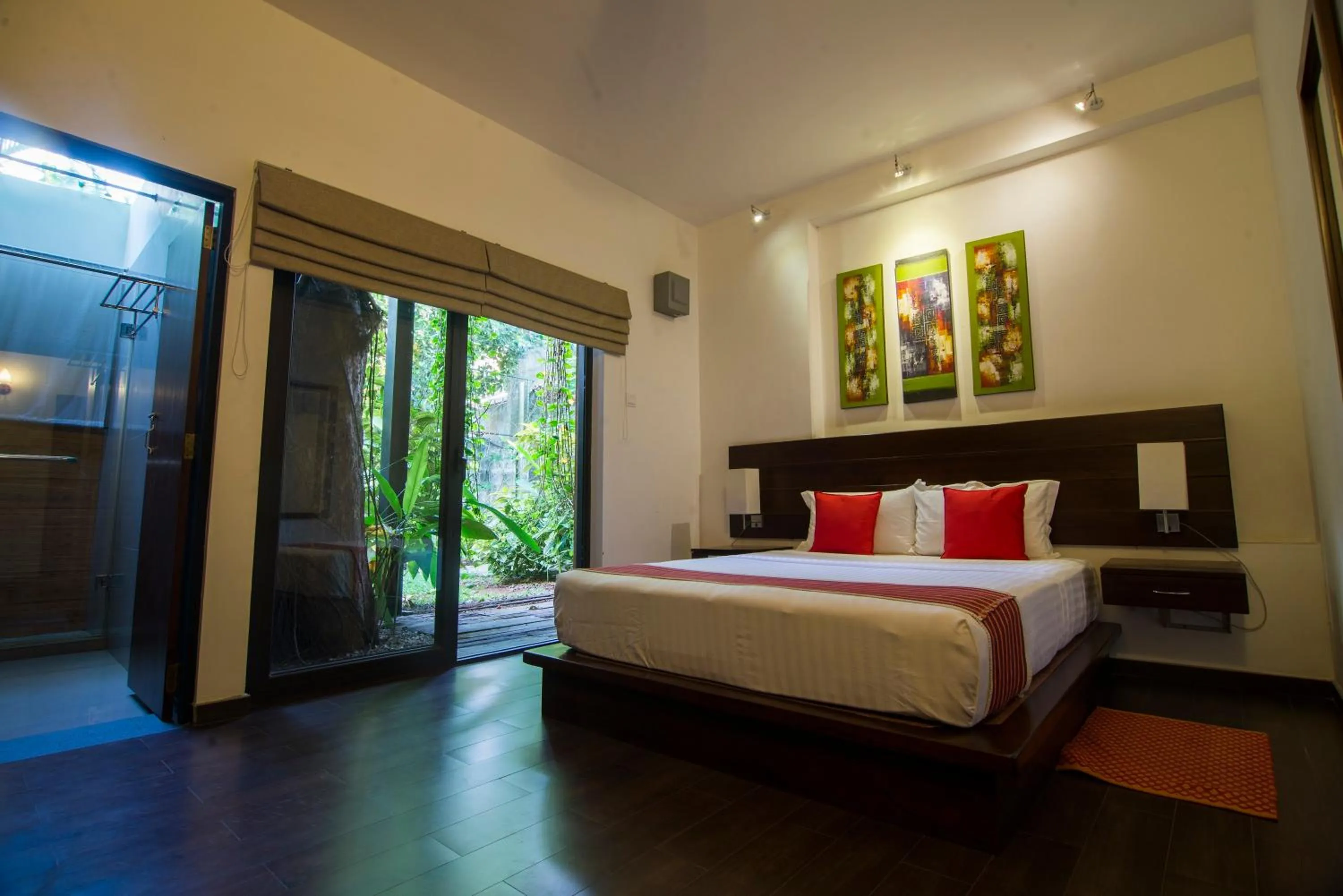 Bed in Villa Escondite - The Hotel