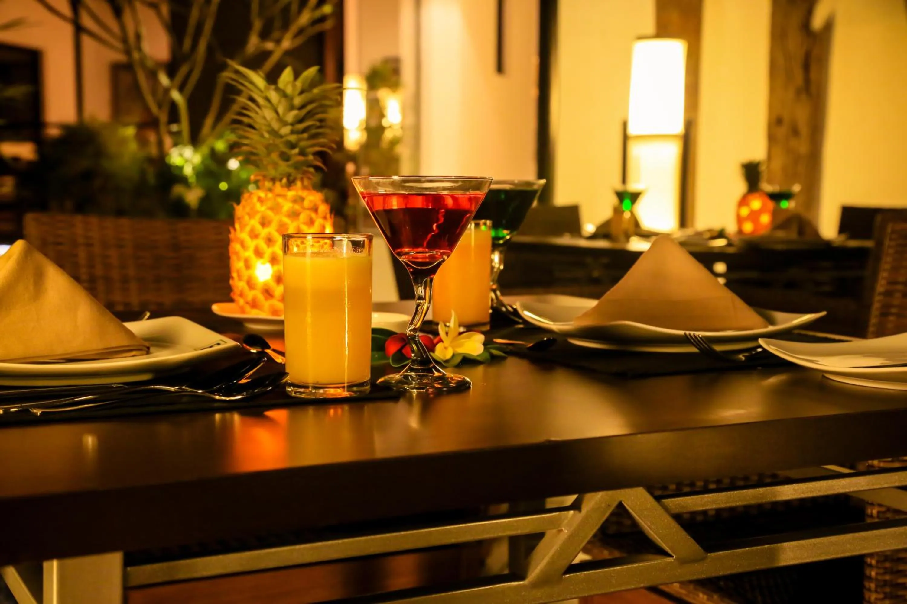 Restaurant/places to eat in Villa Escondite - The Hotel