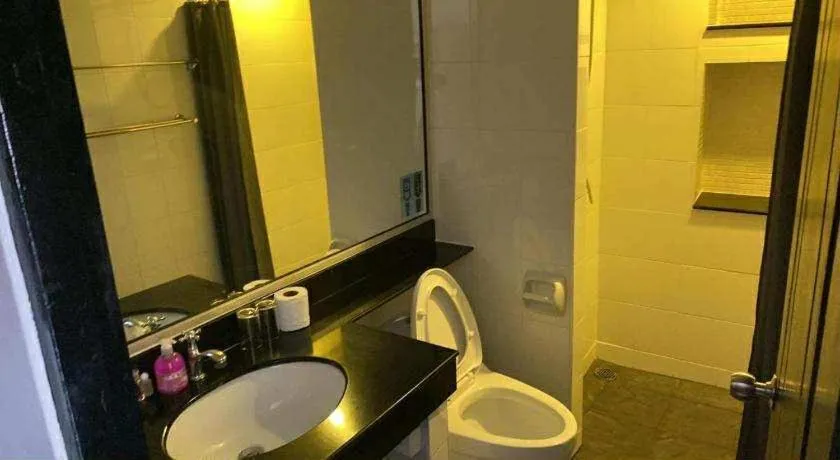 KARON STUDIO APARTMENT