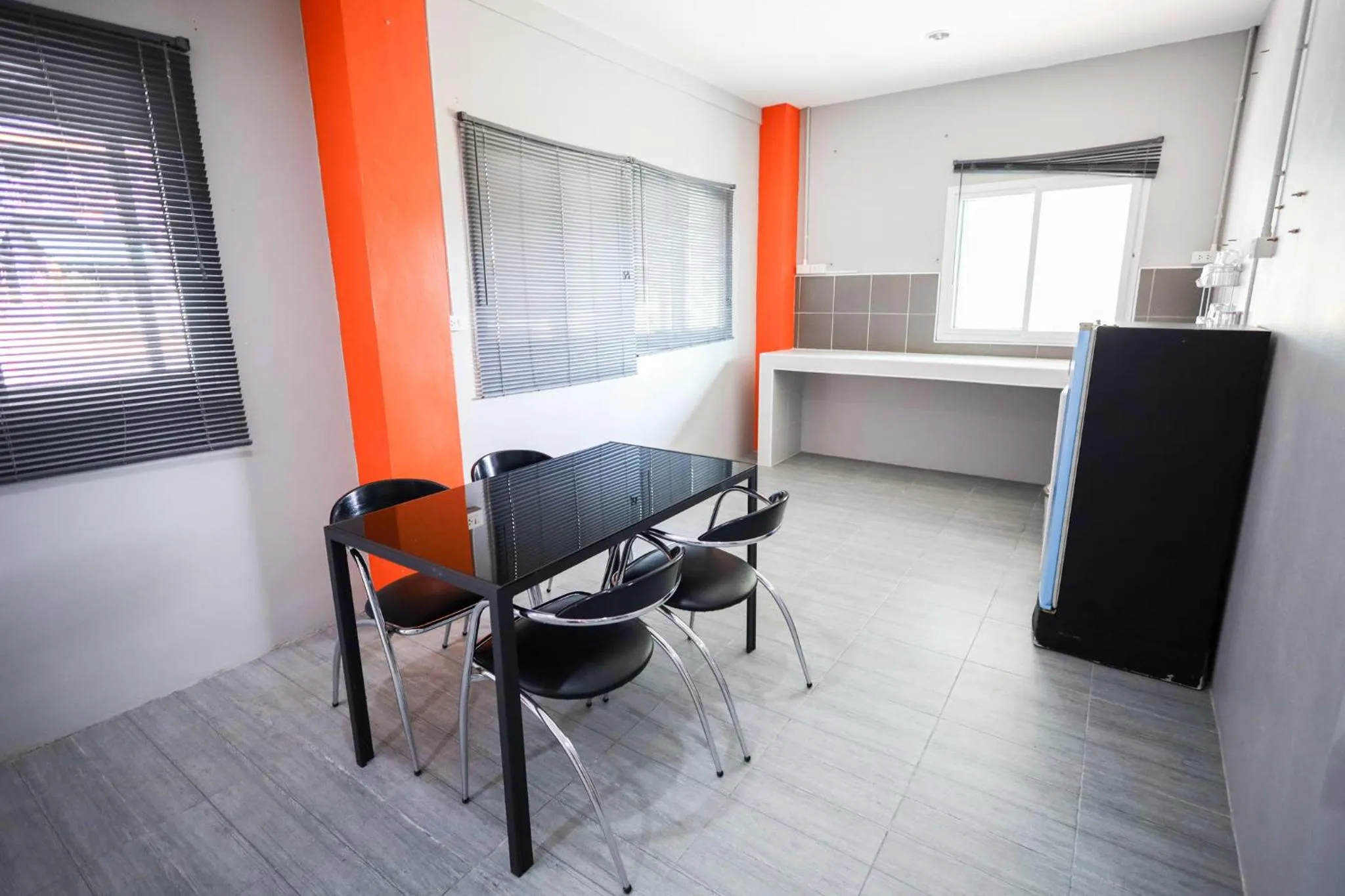 KARON STUDIO APARTMENT