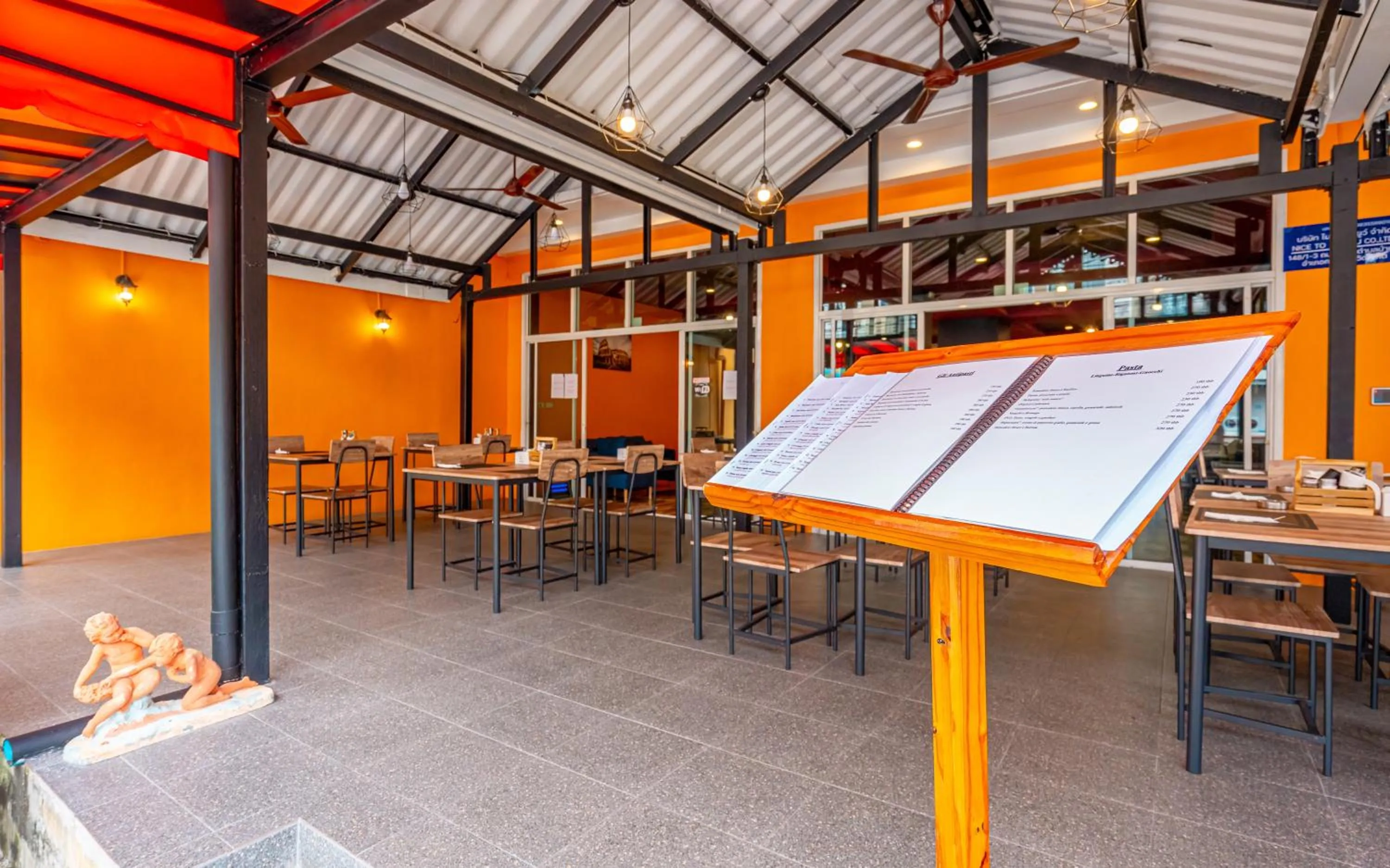 Restaurant/places to eat in Nice to meat you Rooms