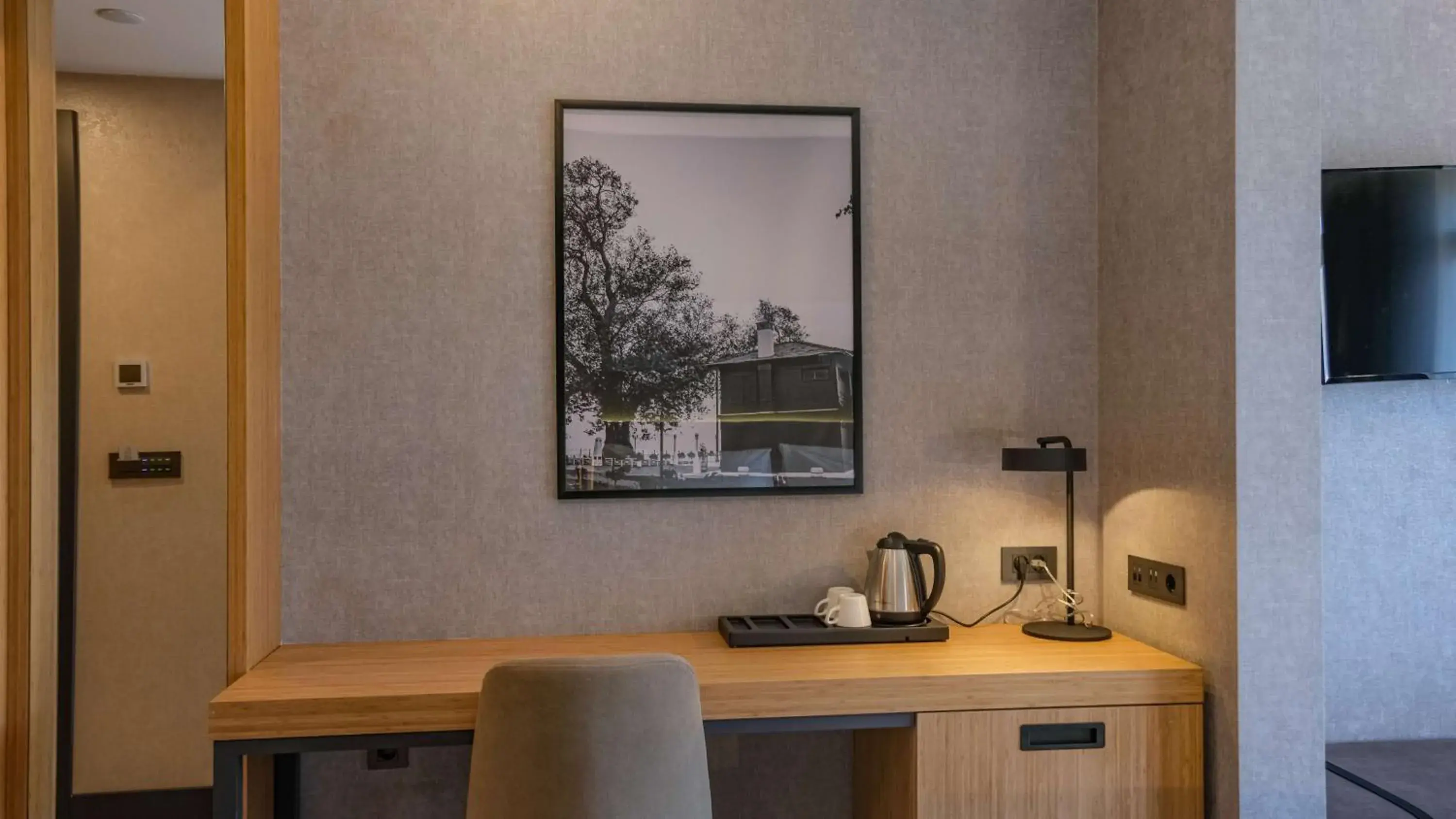 Standard Room - Balcony in Park Inn by Radisson Yalova City Center Standard Room - Balcony in Park Inn by Radisson Yalova City Center