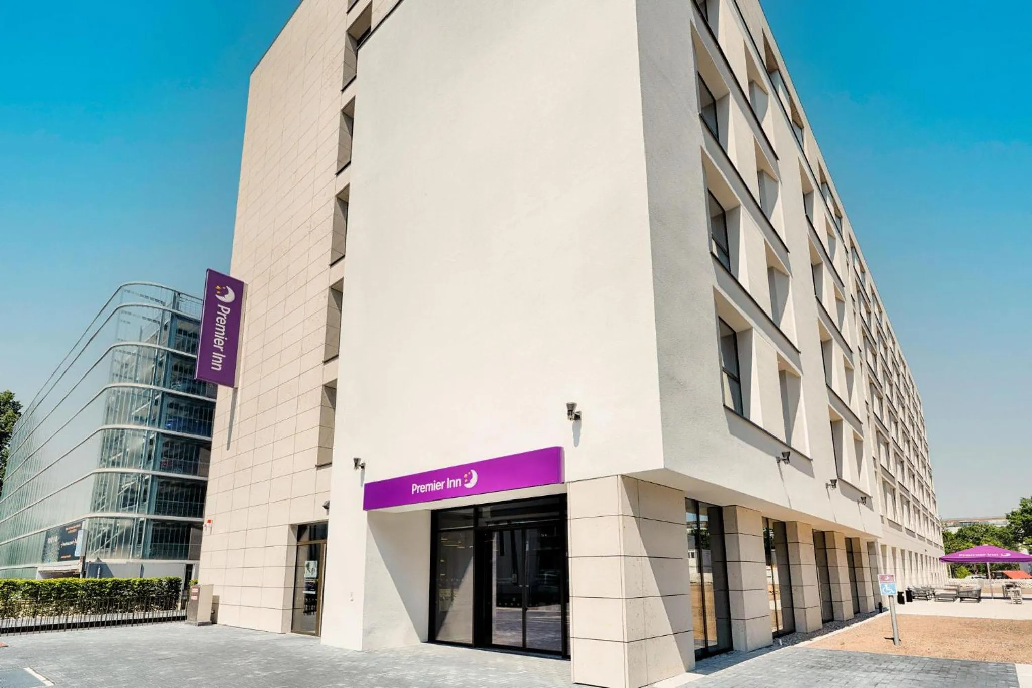Property building in Premier Inn Darmstadt City Centre