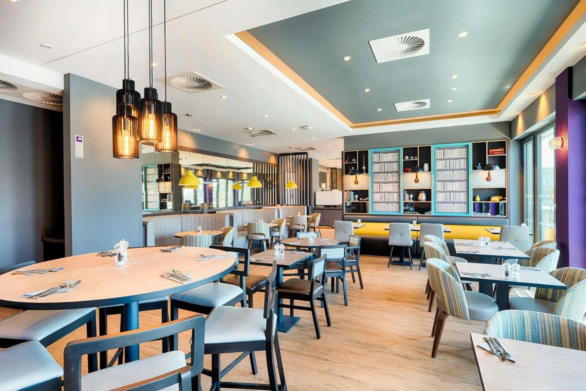 Breakfast in Premier Inn Dresden City Prager Straße