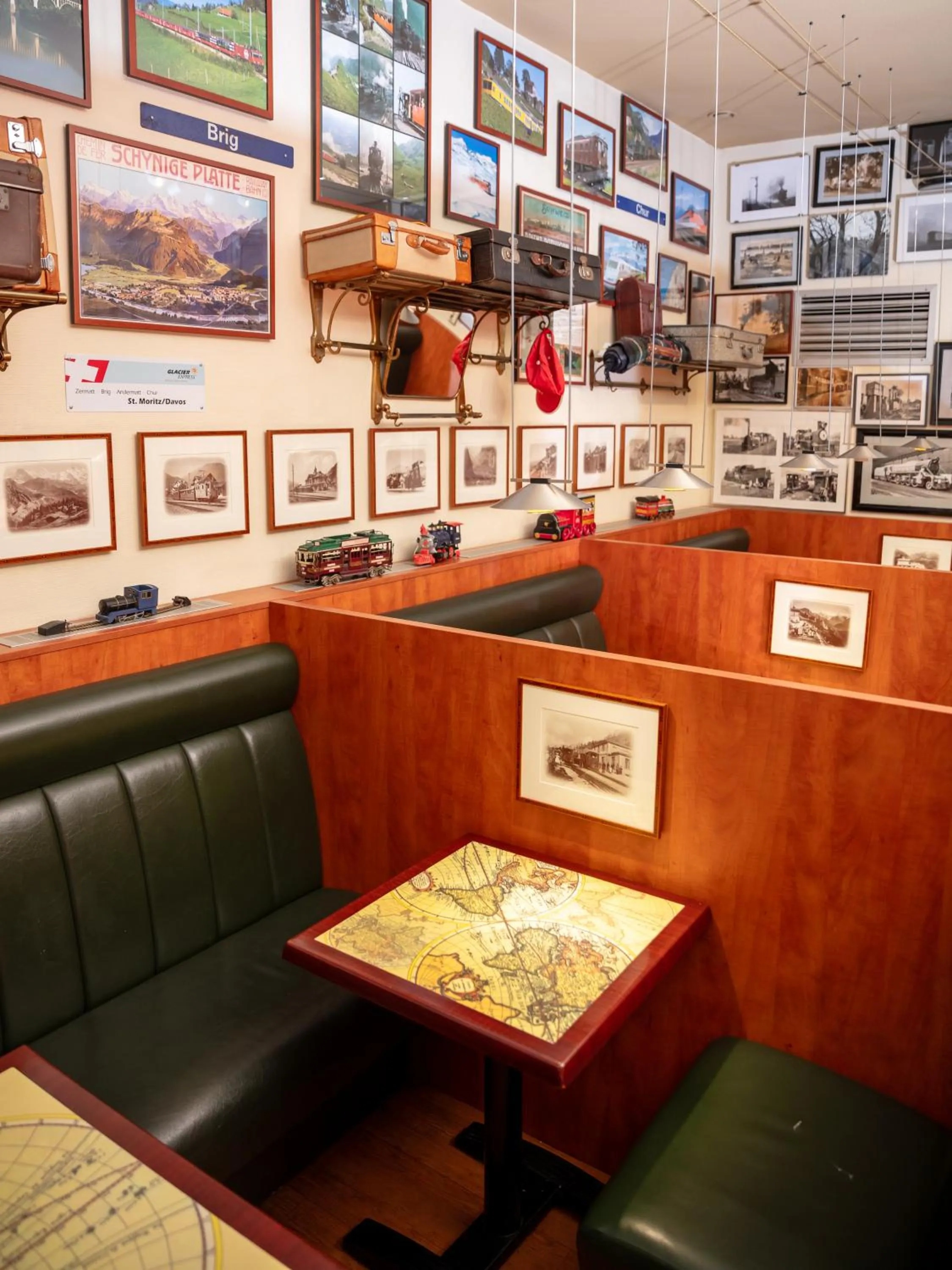 Lounge or bar in A-Train Hotel