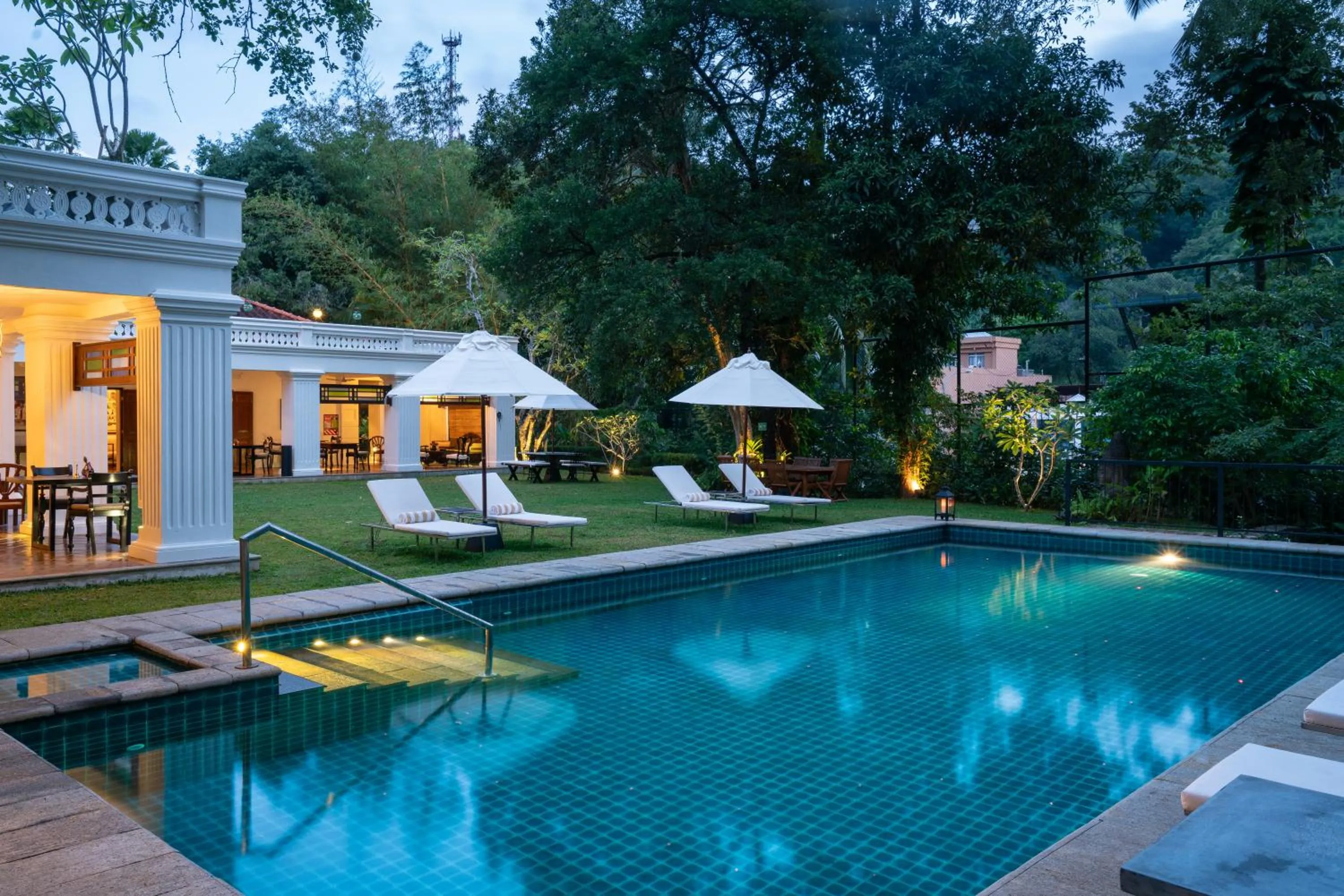 Property building in Taru Villas Kandy