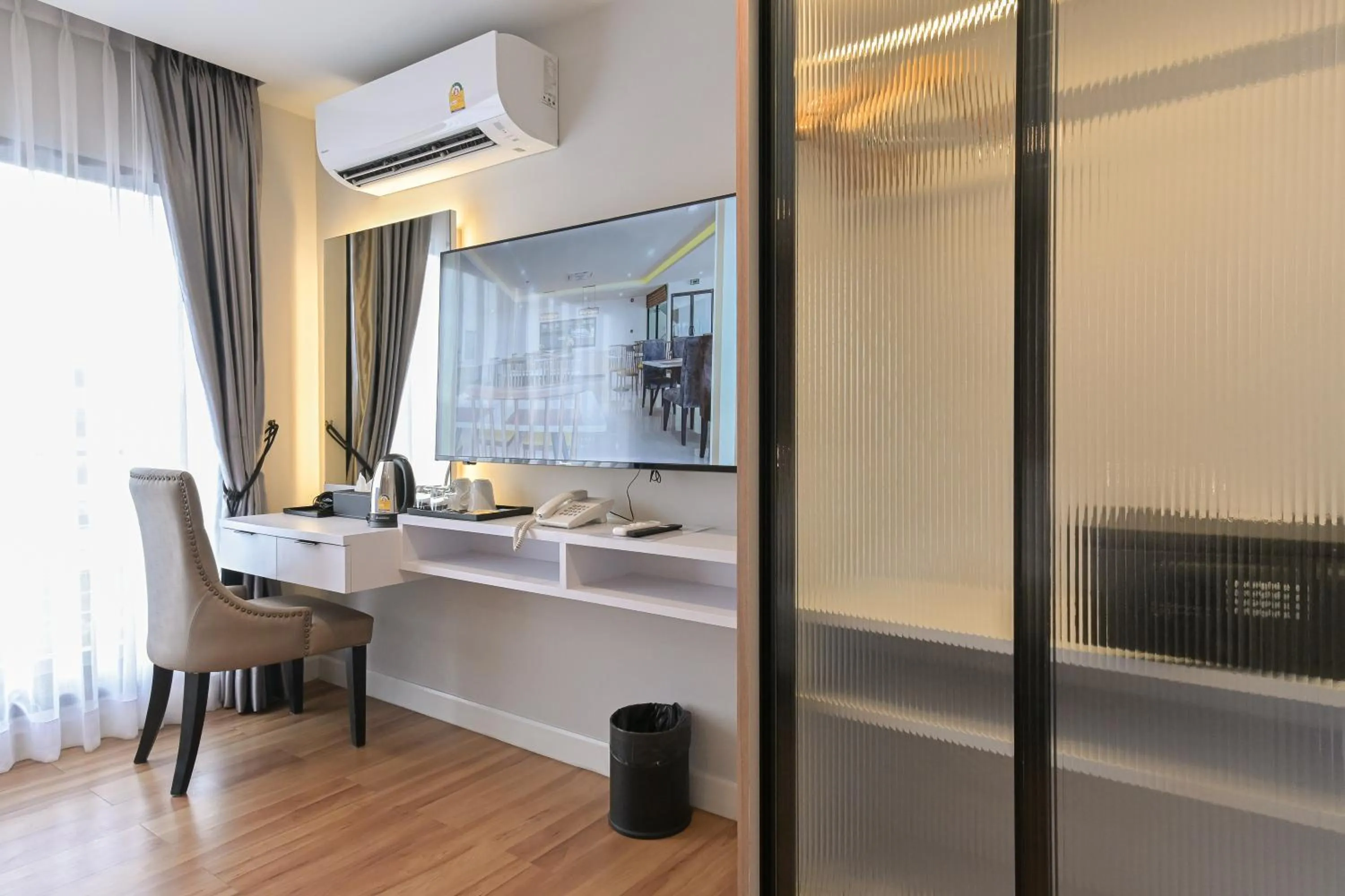 TV and multimedia in Shewin de Bangkok