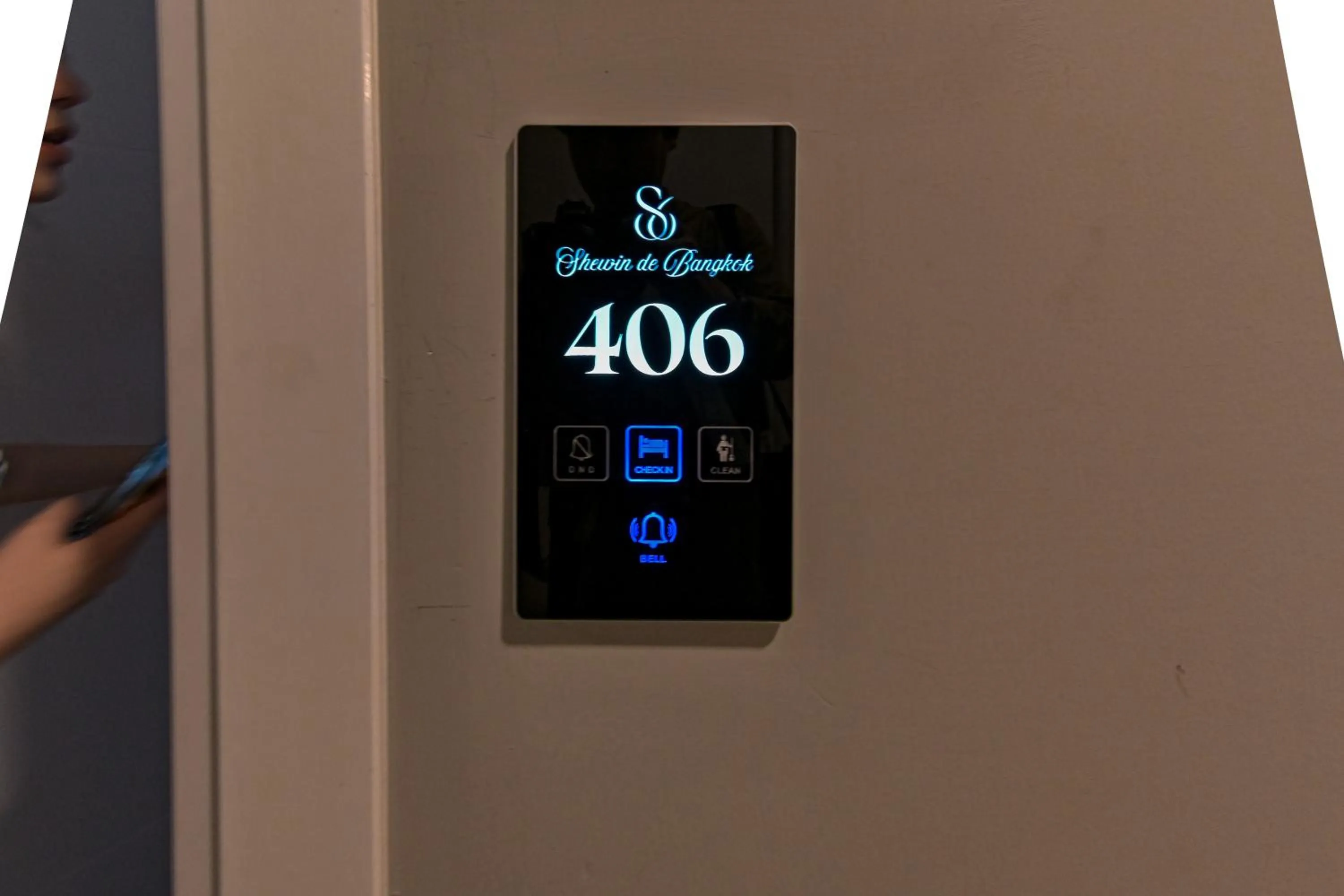 Text overlay in Shewin de Bangkok