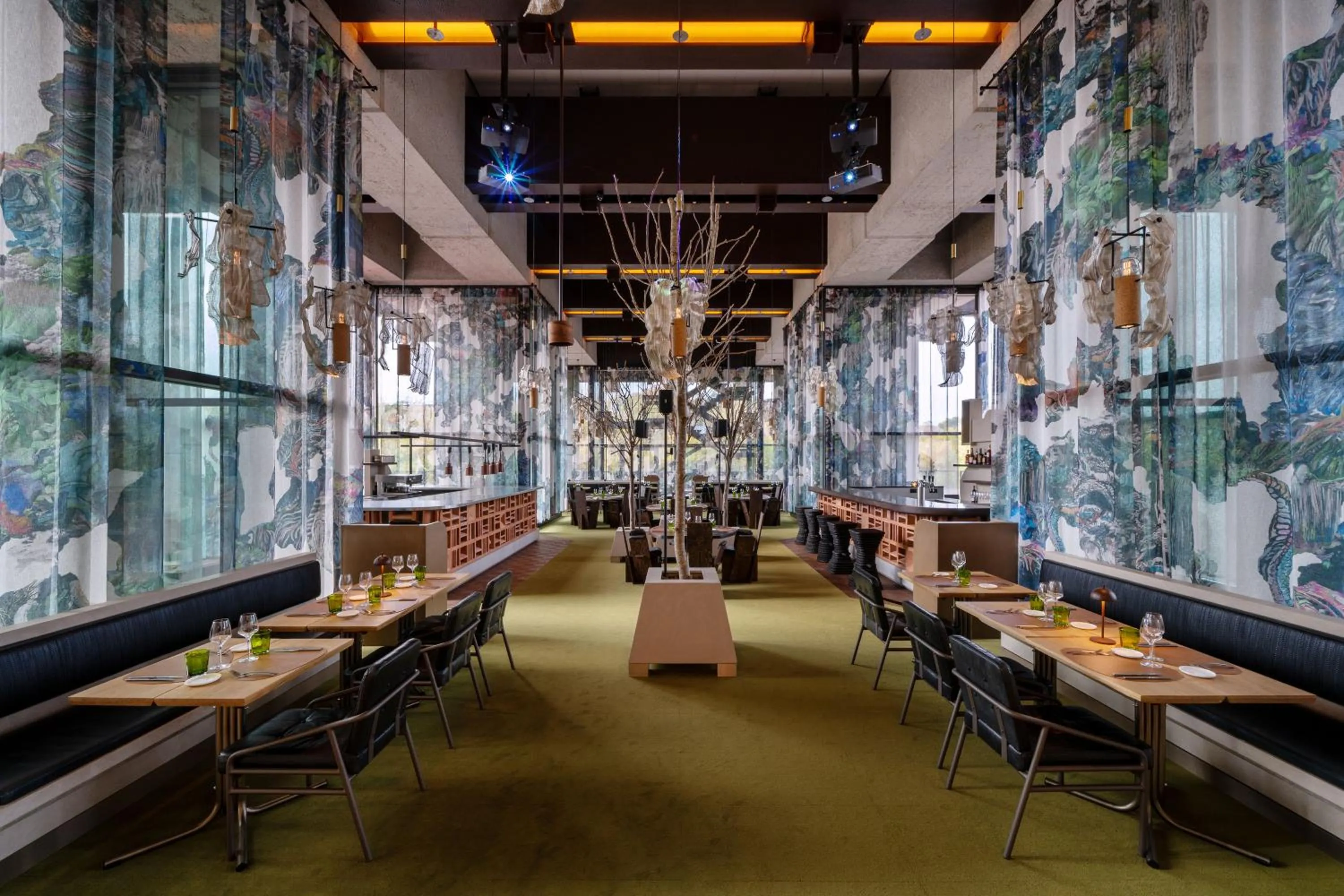 Restaurant/places to eat in Mix Brussels --Gym & Wellness for adults only--