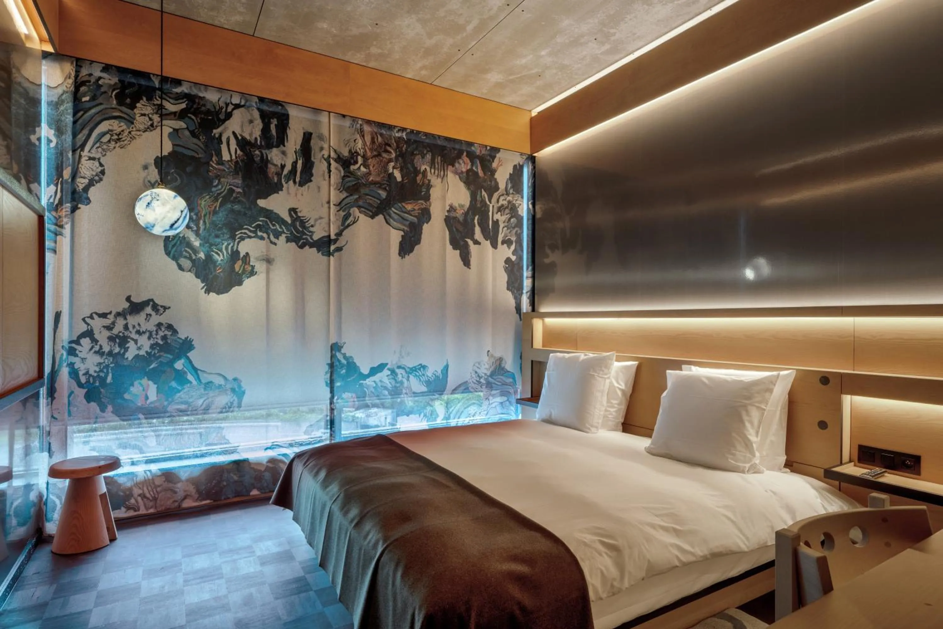 Bed in Mix Brussels --Gym & Wellness for adults only--