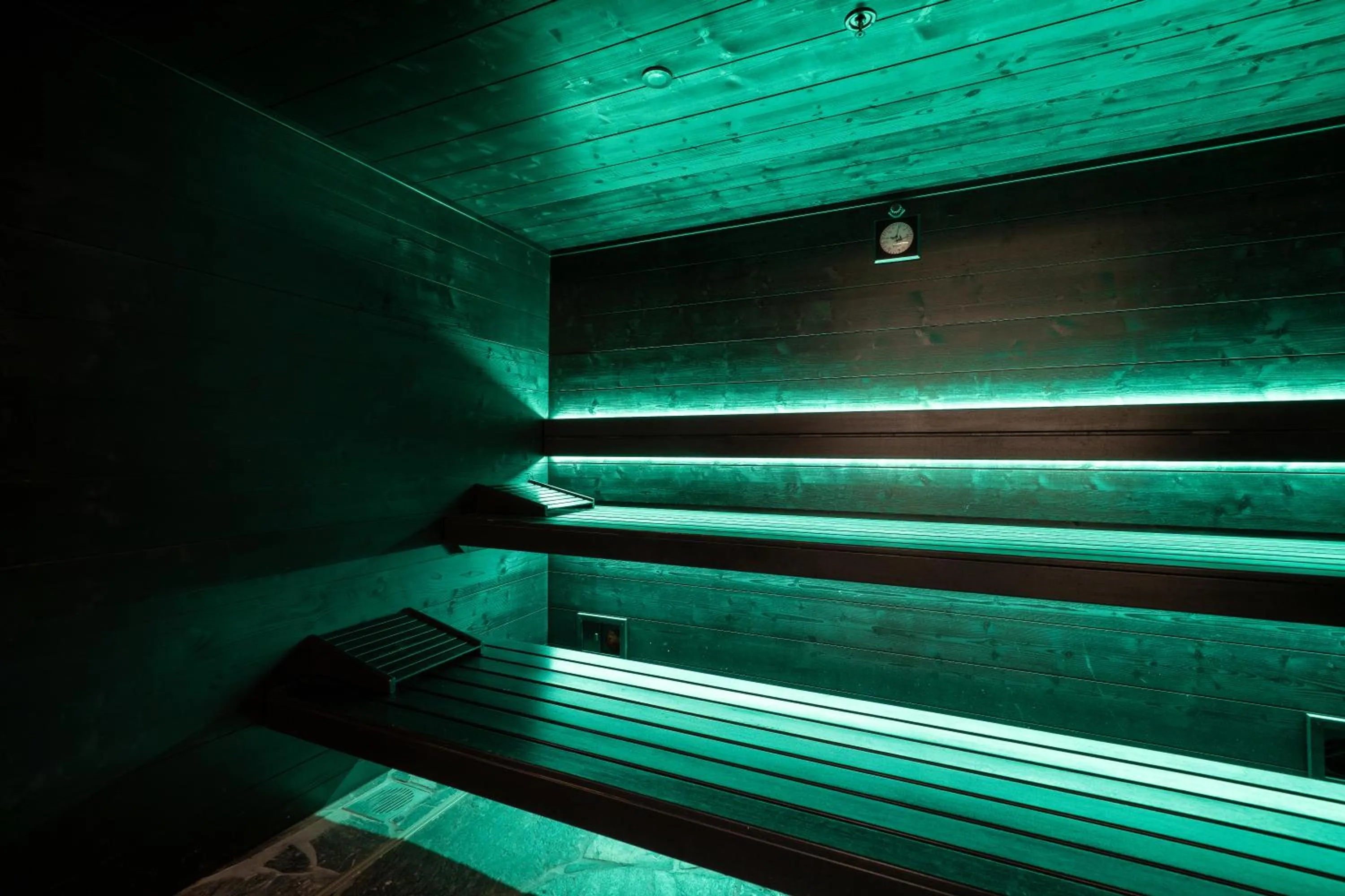 Sauna in Mix Brussels --Gym & Wellness for adults only--