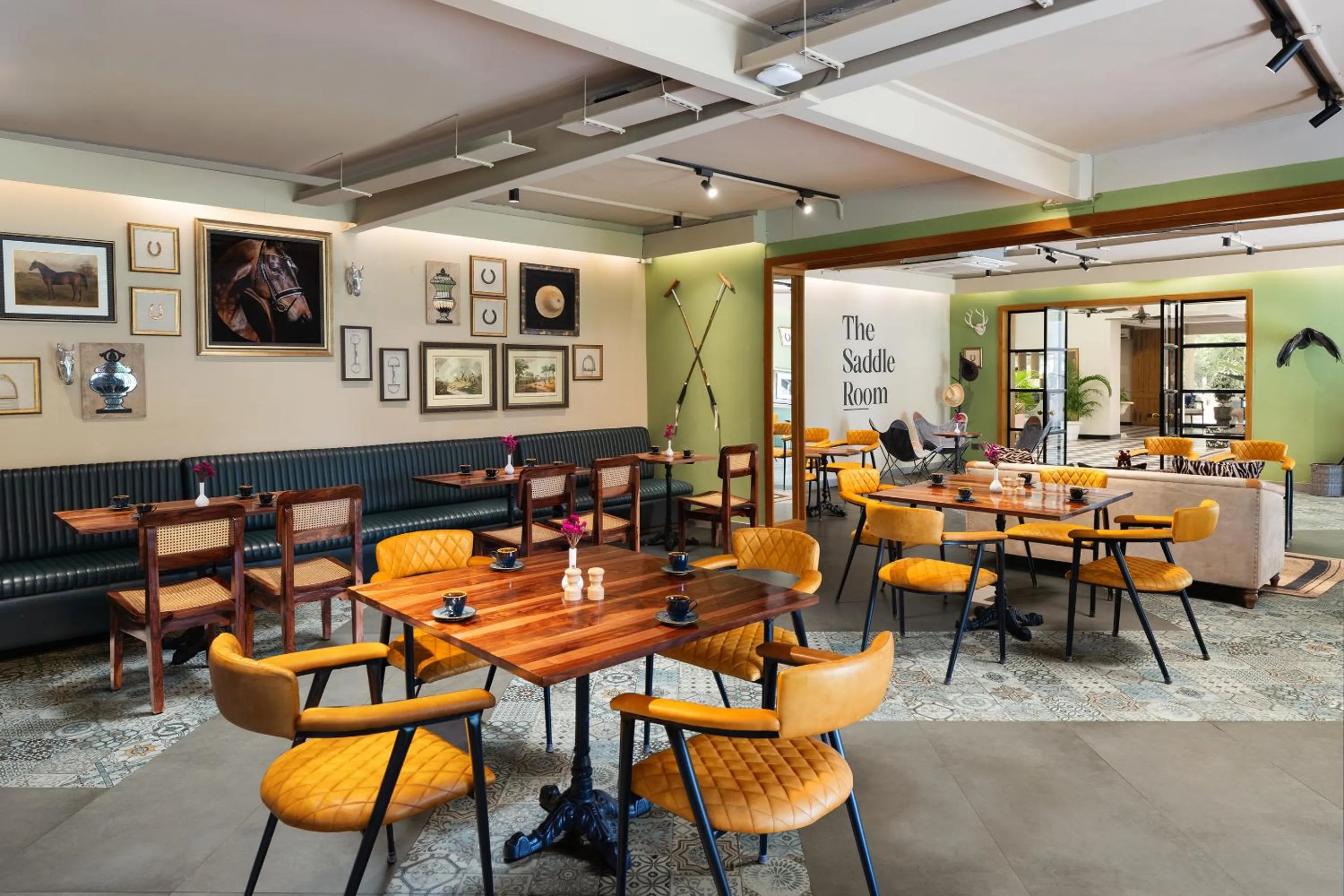 Restaurant/places to eat in Modi Estate, Meerut - AM Hotel Kollection