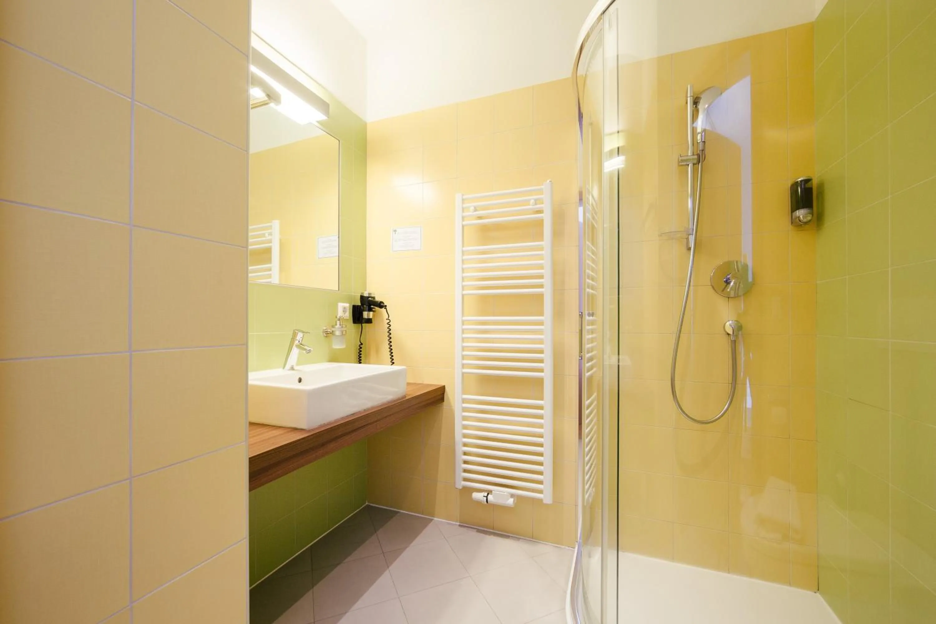 Bathroom in Gästehaus Salvatorianerinnen