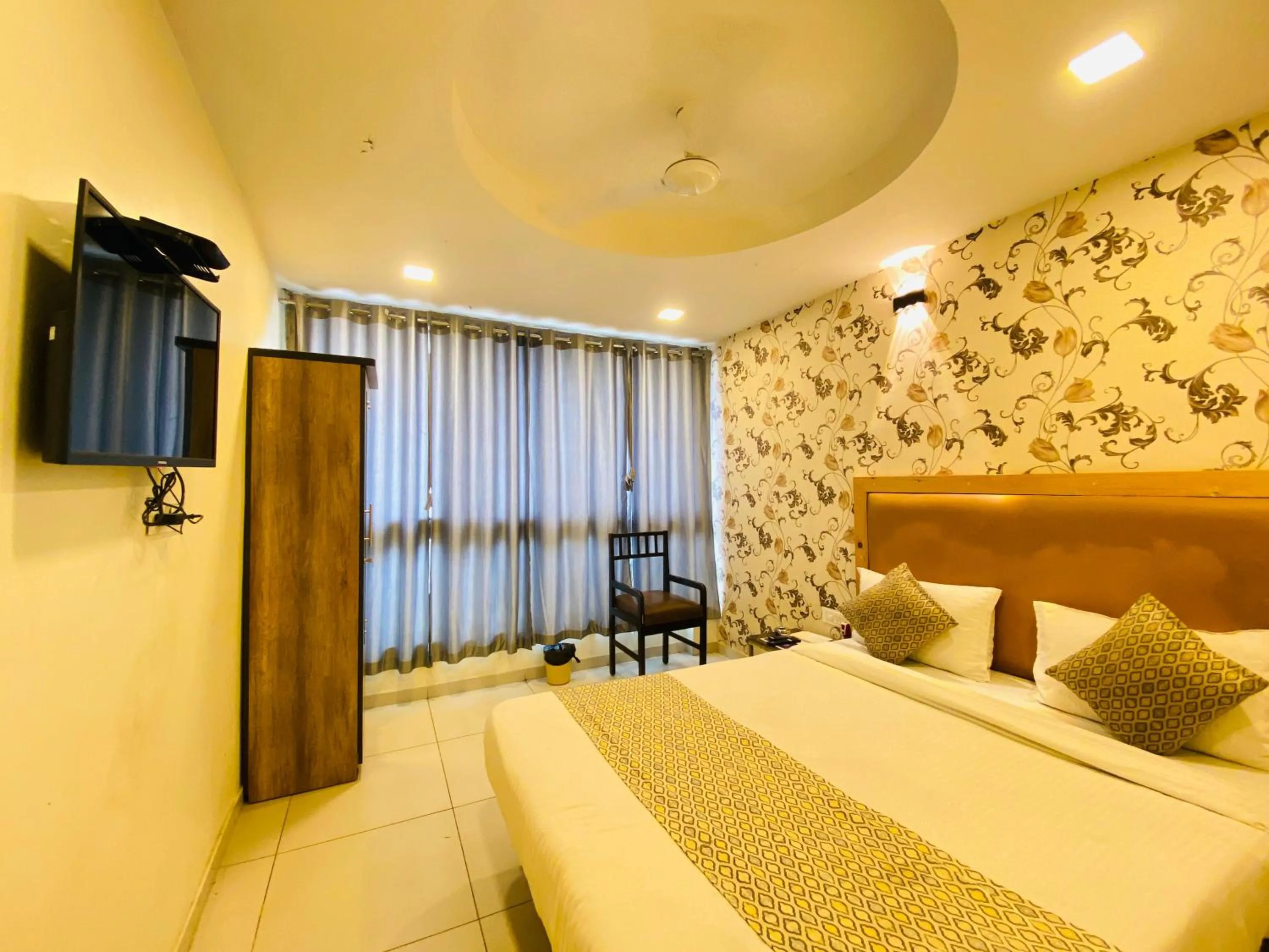 Bed in Hotel Alexa - Satellite Prahladnagar, Ahmedabad