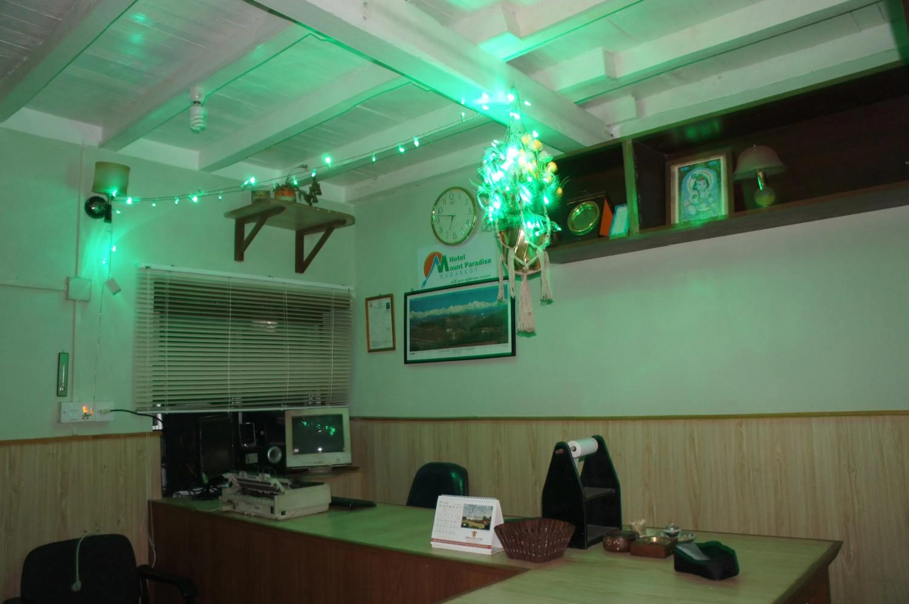 Night in Hotel Mount Paradise