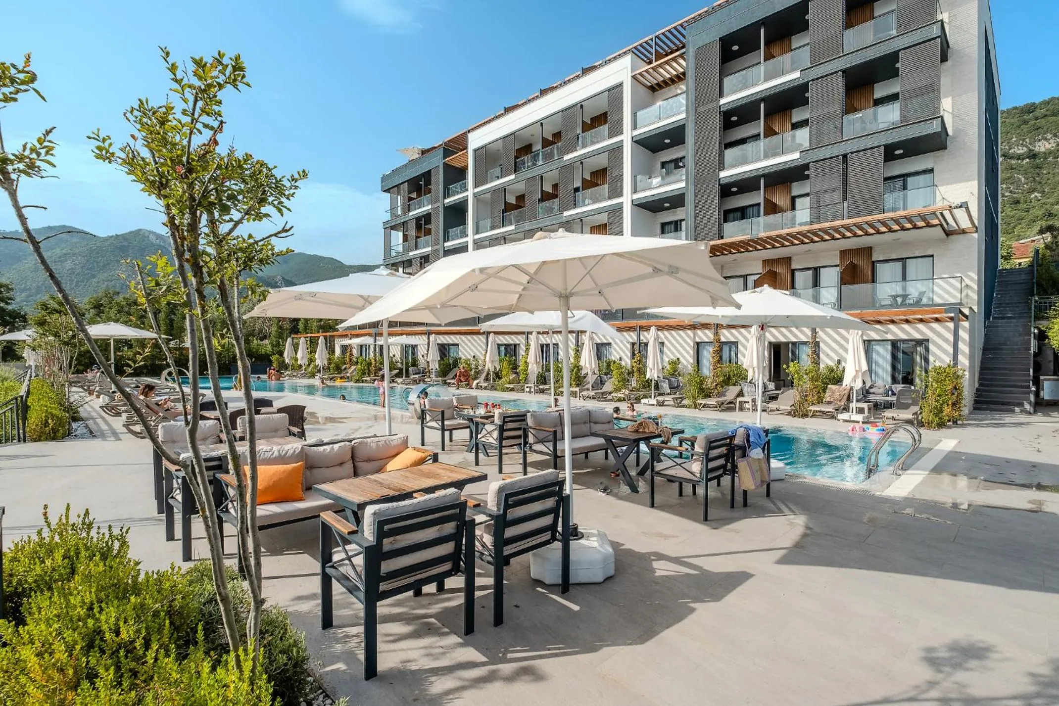 Property building in Montenegro Lodge