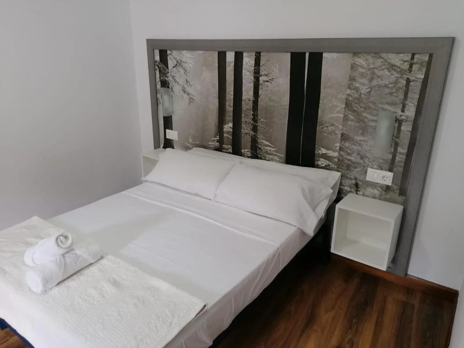 Bedroom, Bed in Hello Astur Green