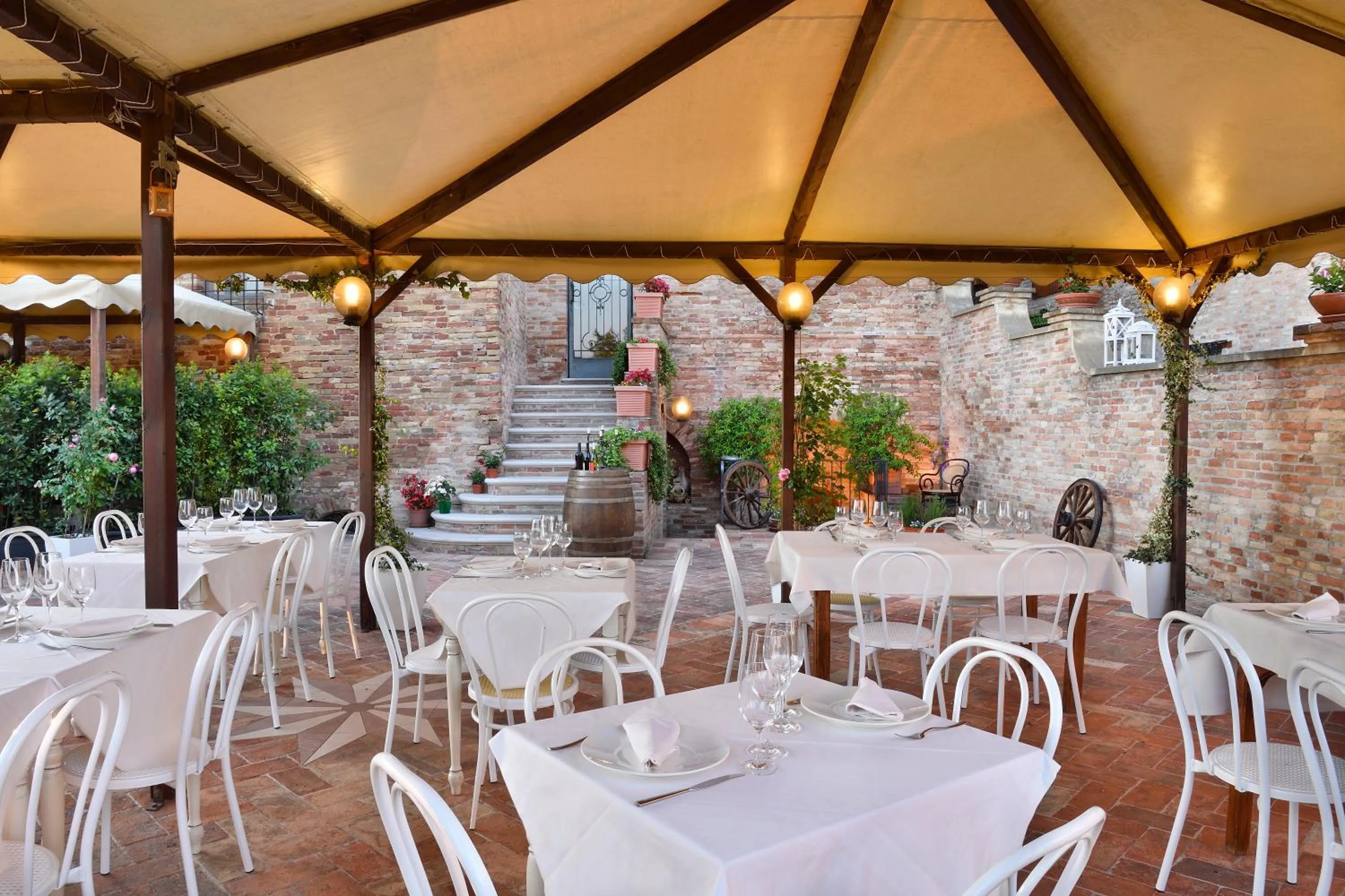 Balcony/Terrace in Albergo Diffuso Borgo Montemaggiore