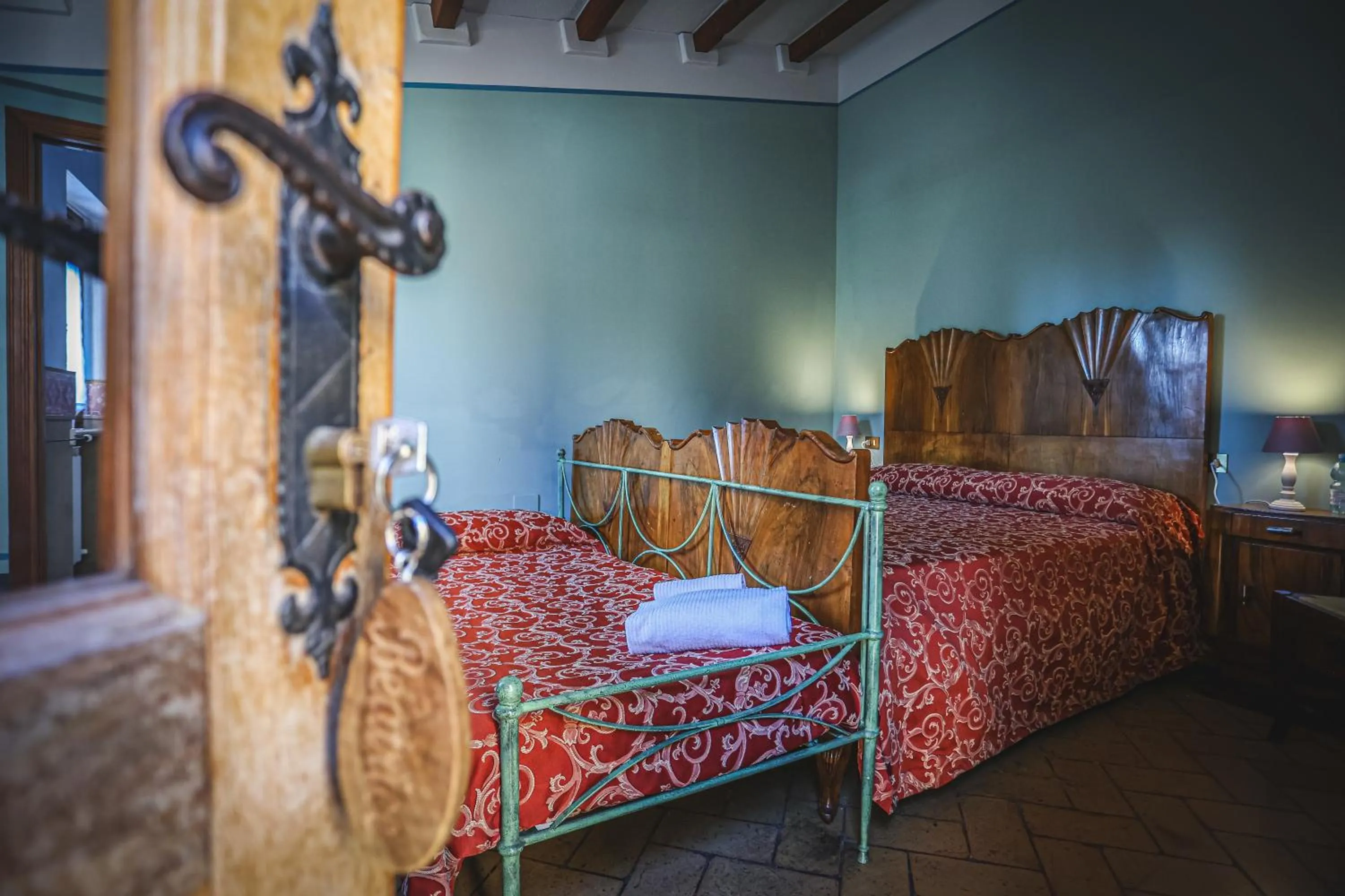 Bedroom, Bed in Albergo Diffuso Borgo Montemaggiore