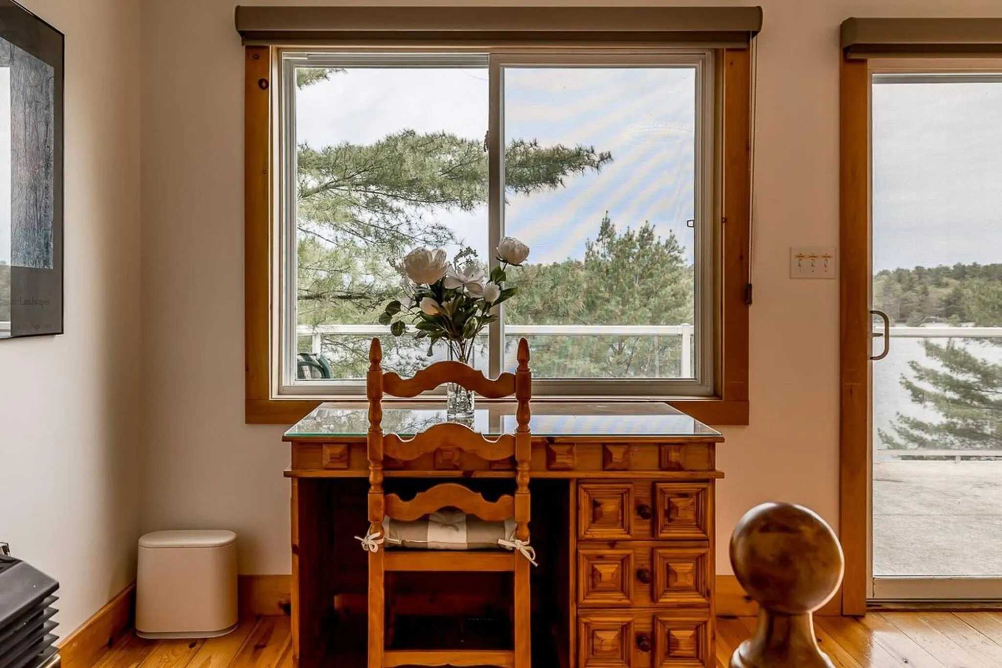 Muskoka Lakeshore Cottage Bliss