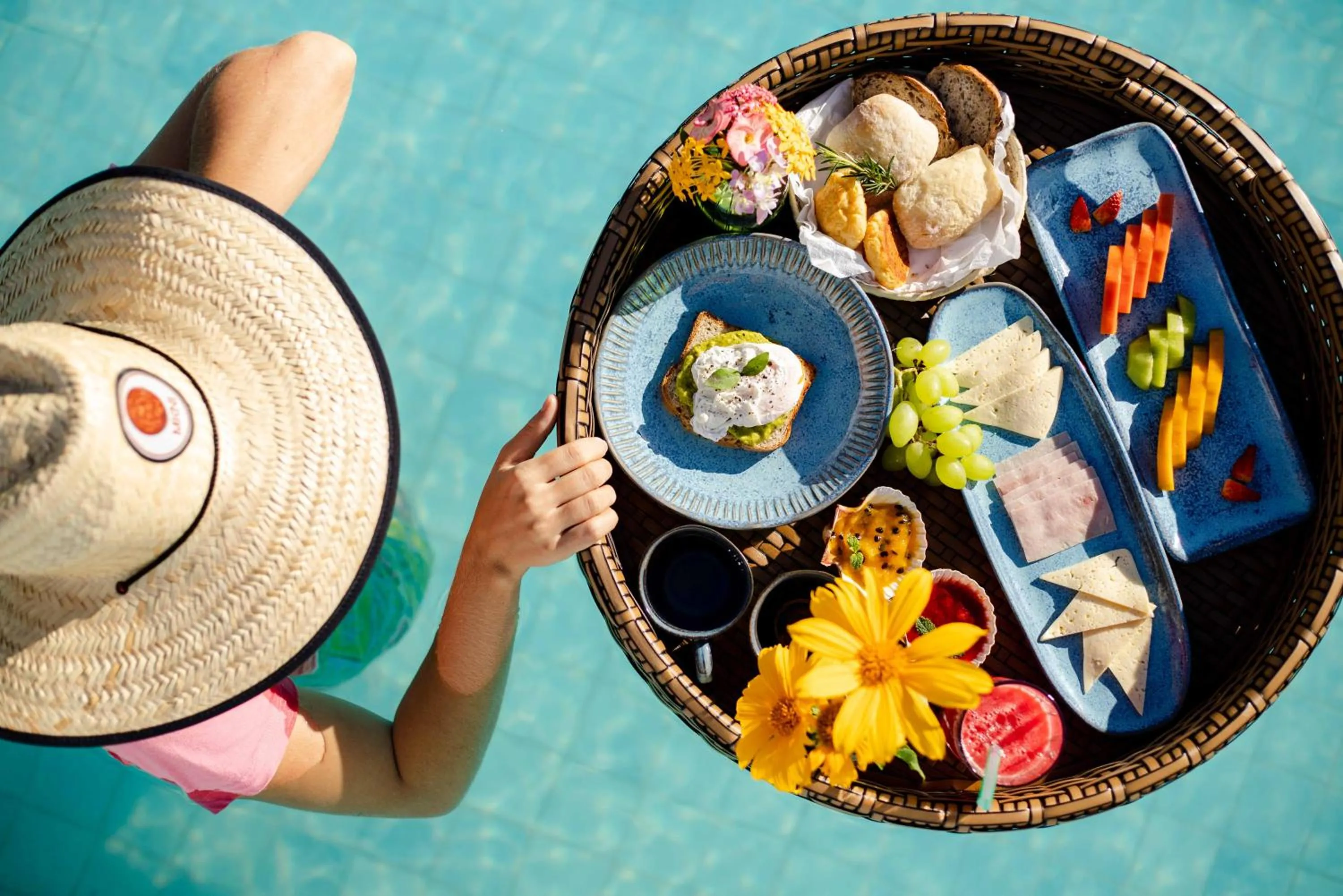 Breakfast in MKNI Hotel - Ikaika Makani Experience