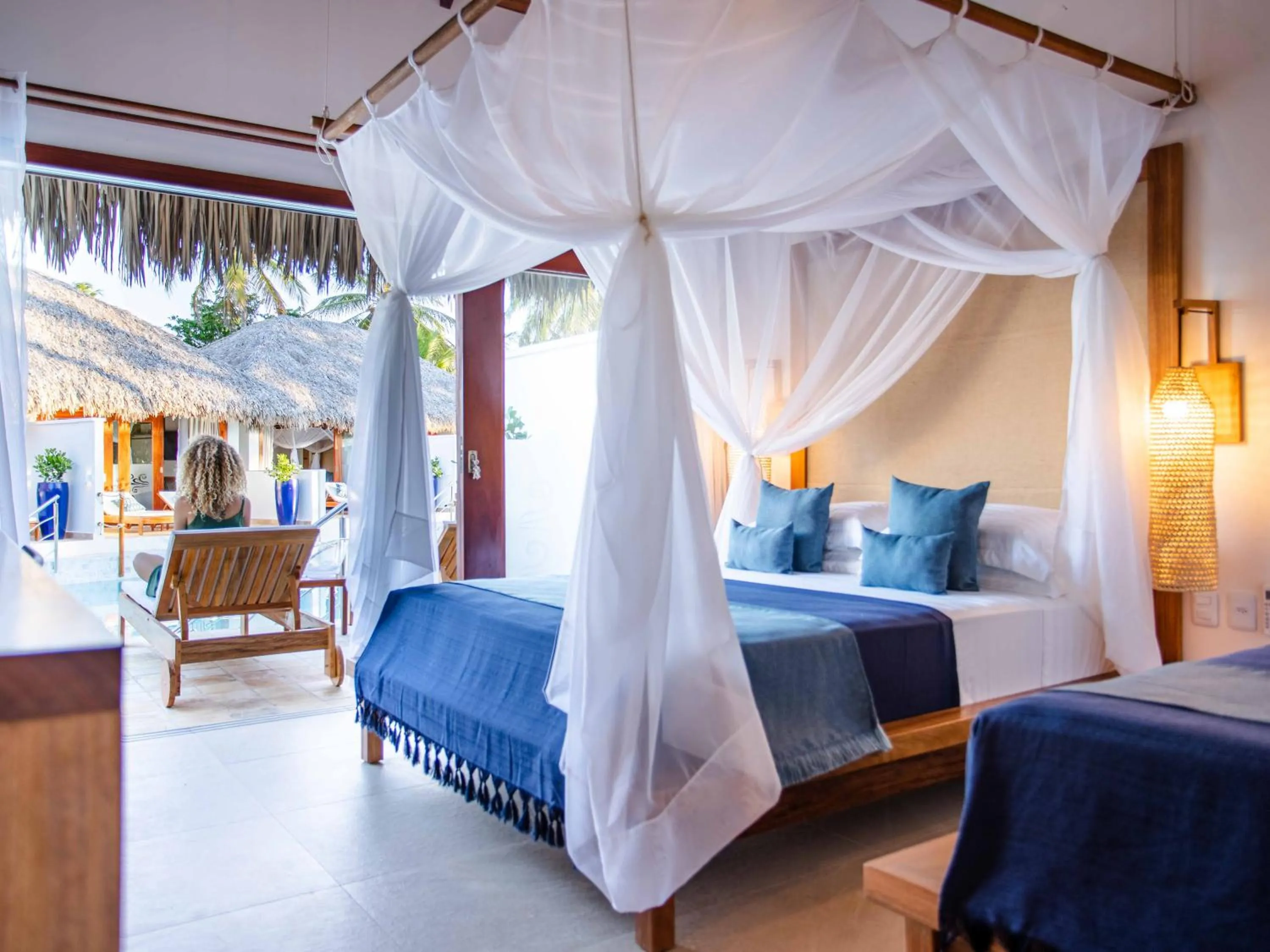 Bed in MKNI Hotel - Ikaika Makani Experience