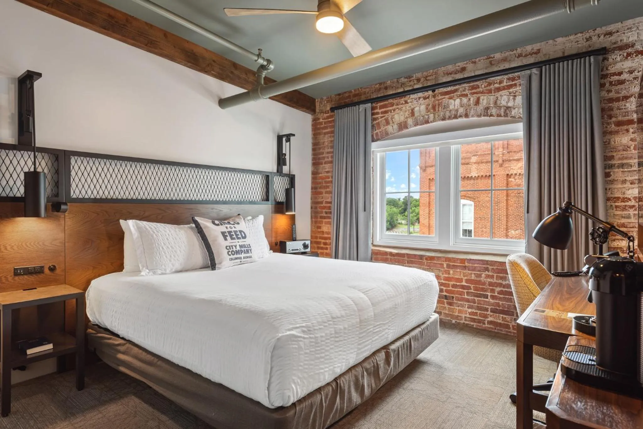 Bed in City Mills Hotel