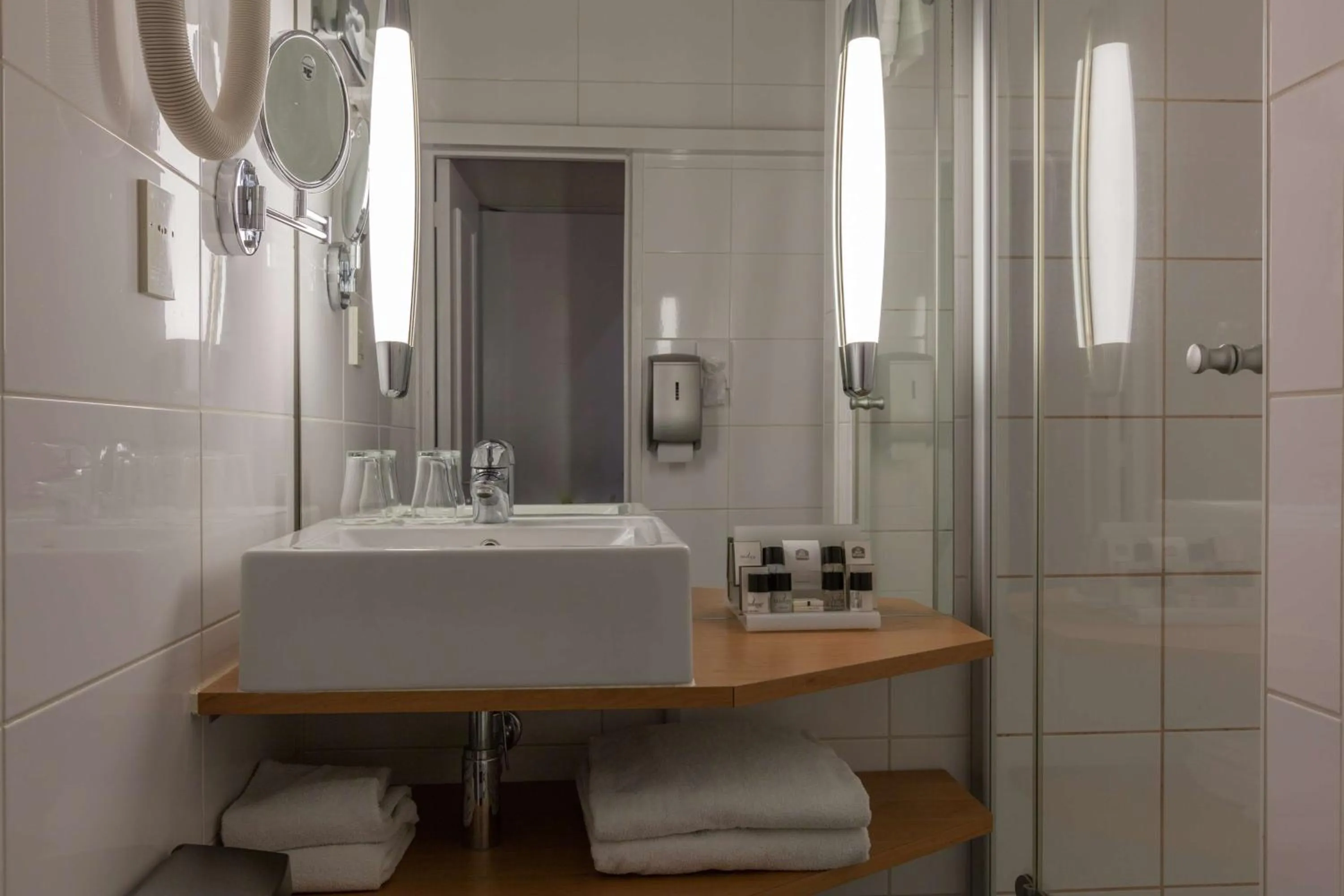 Shower in The Rosendale