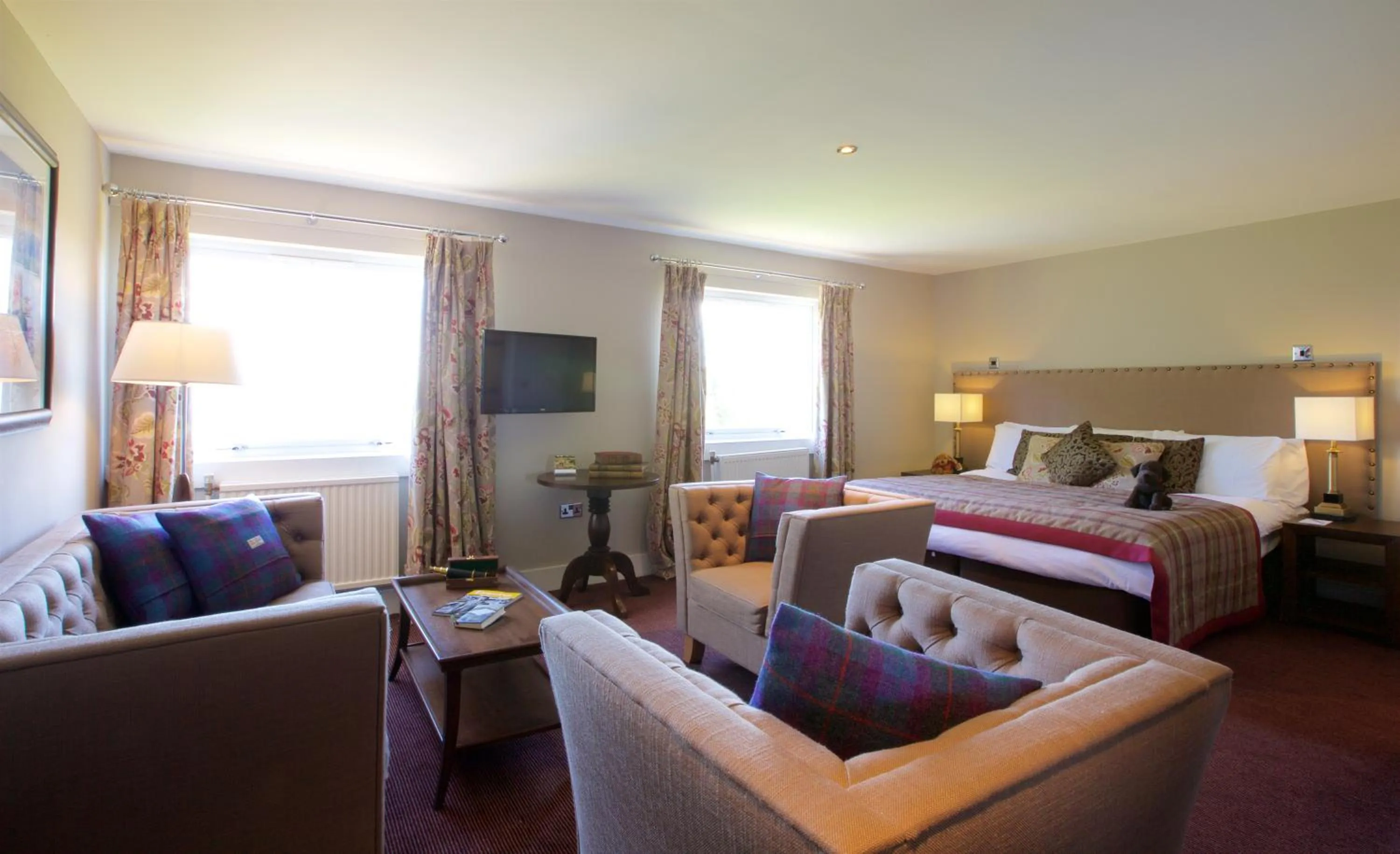Bedroom, Bed in Stonefield Castle Hotel ‘A Bespoke Hotel’
