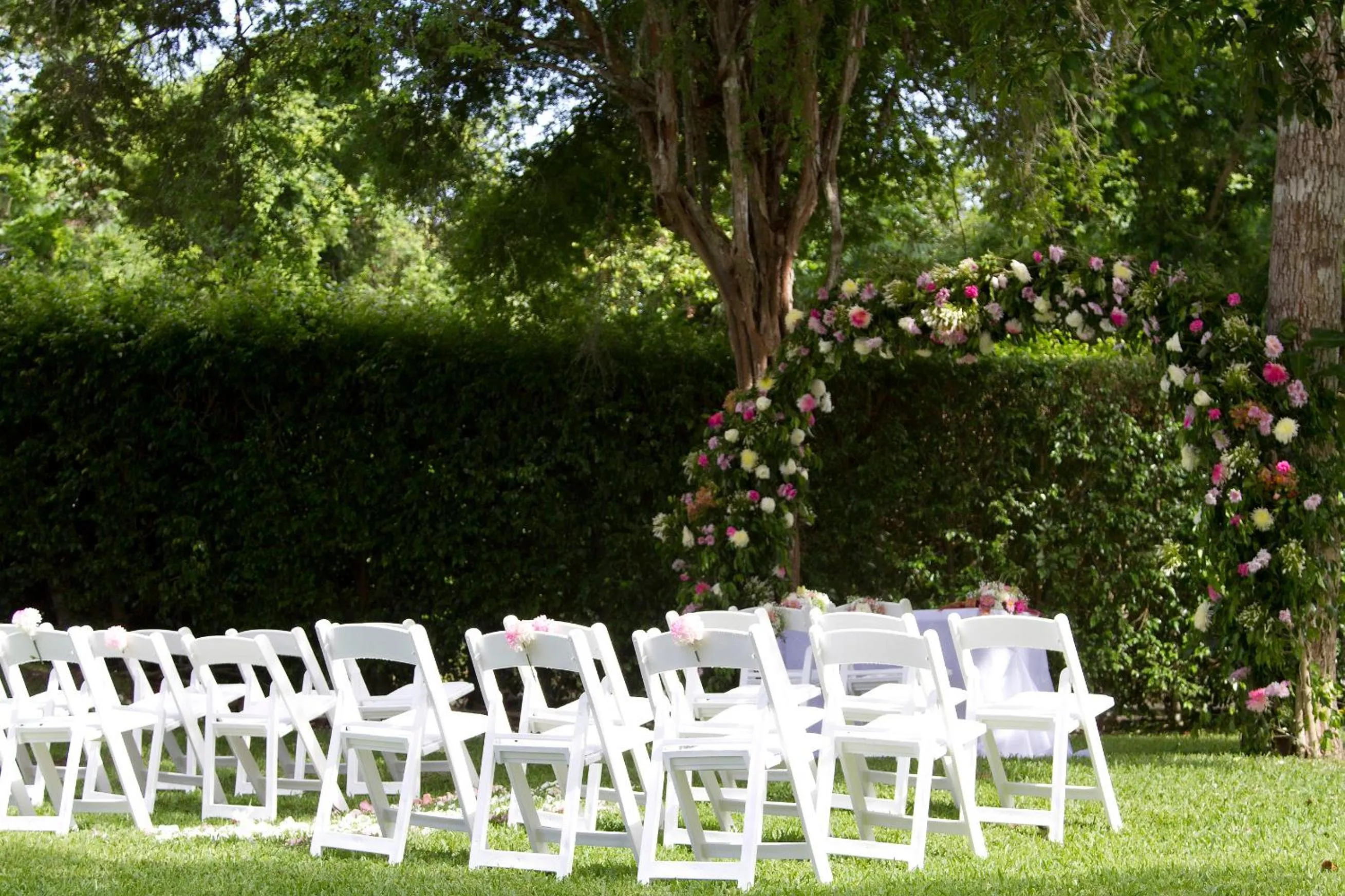 Garden view in hotel villas chicanna