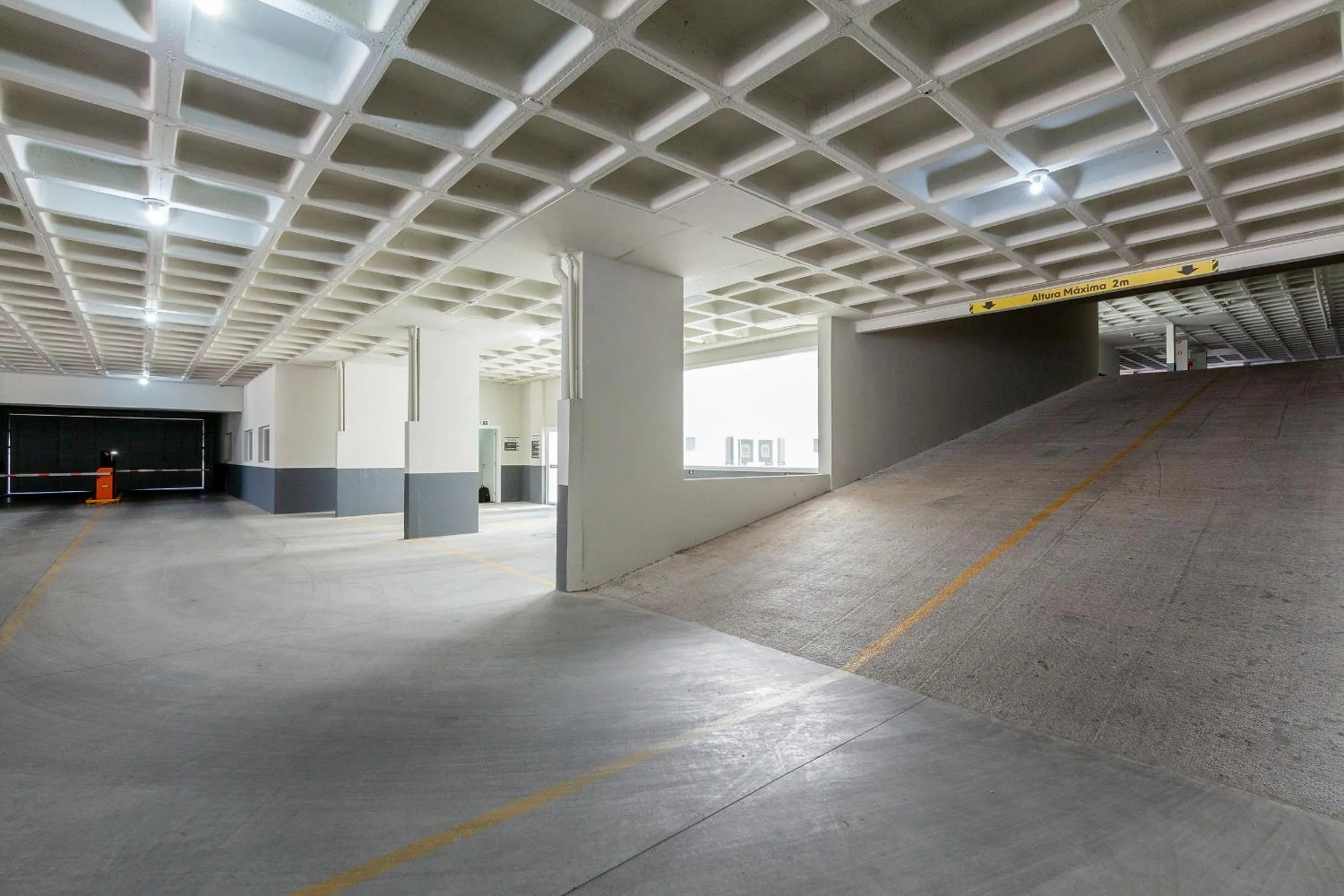 Parking in Tri Hotel Executive Osório