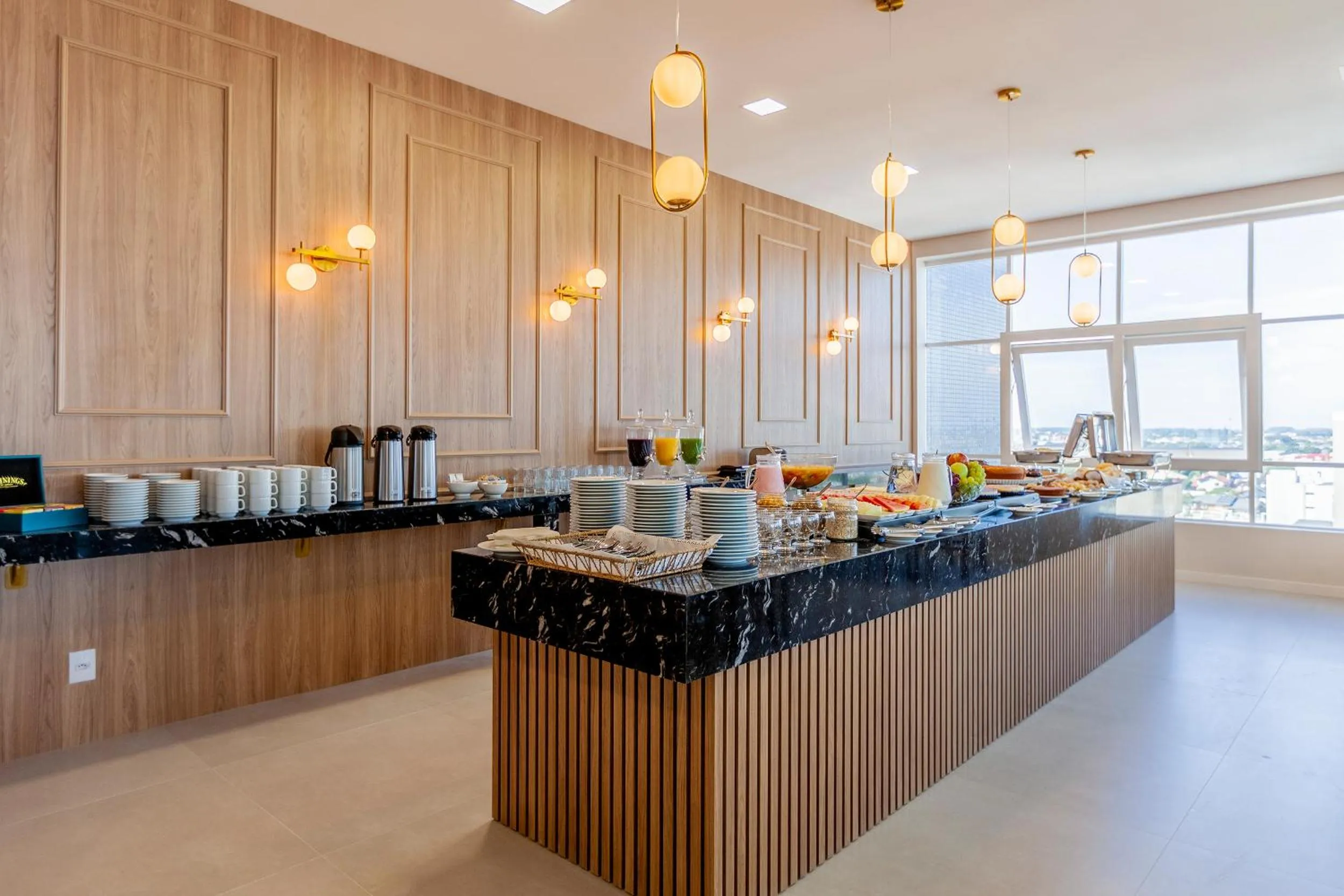 Breakfast in Tri Hotel Executive Osório