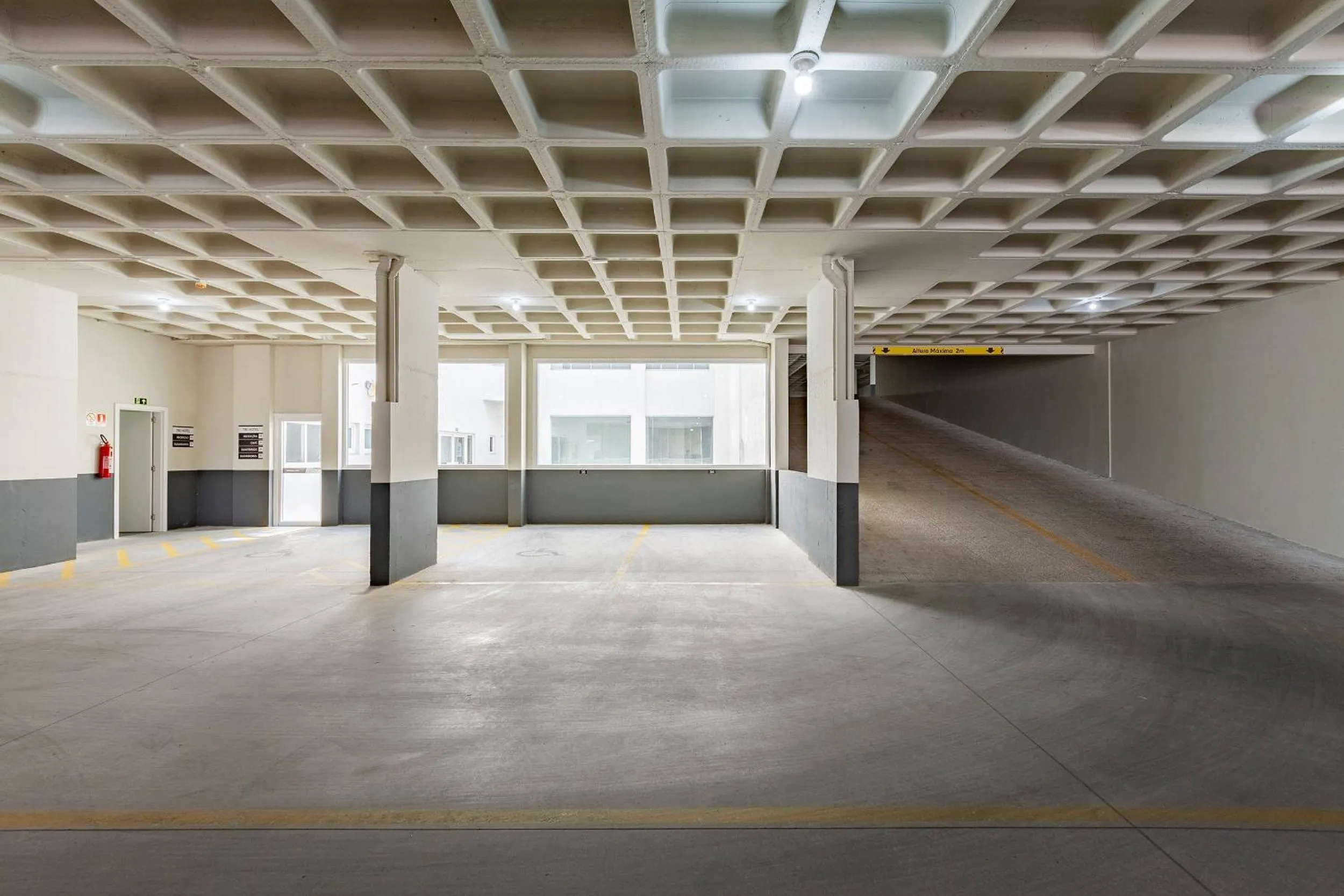 Parking in Tri Hotel Executive Osório