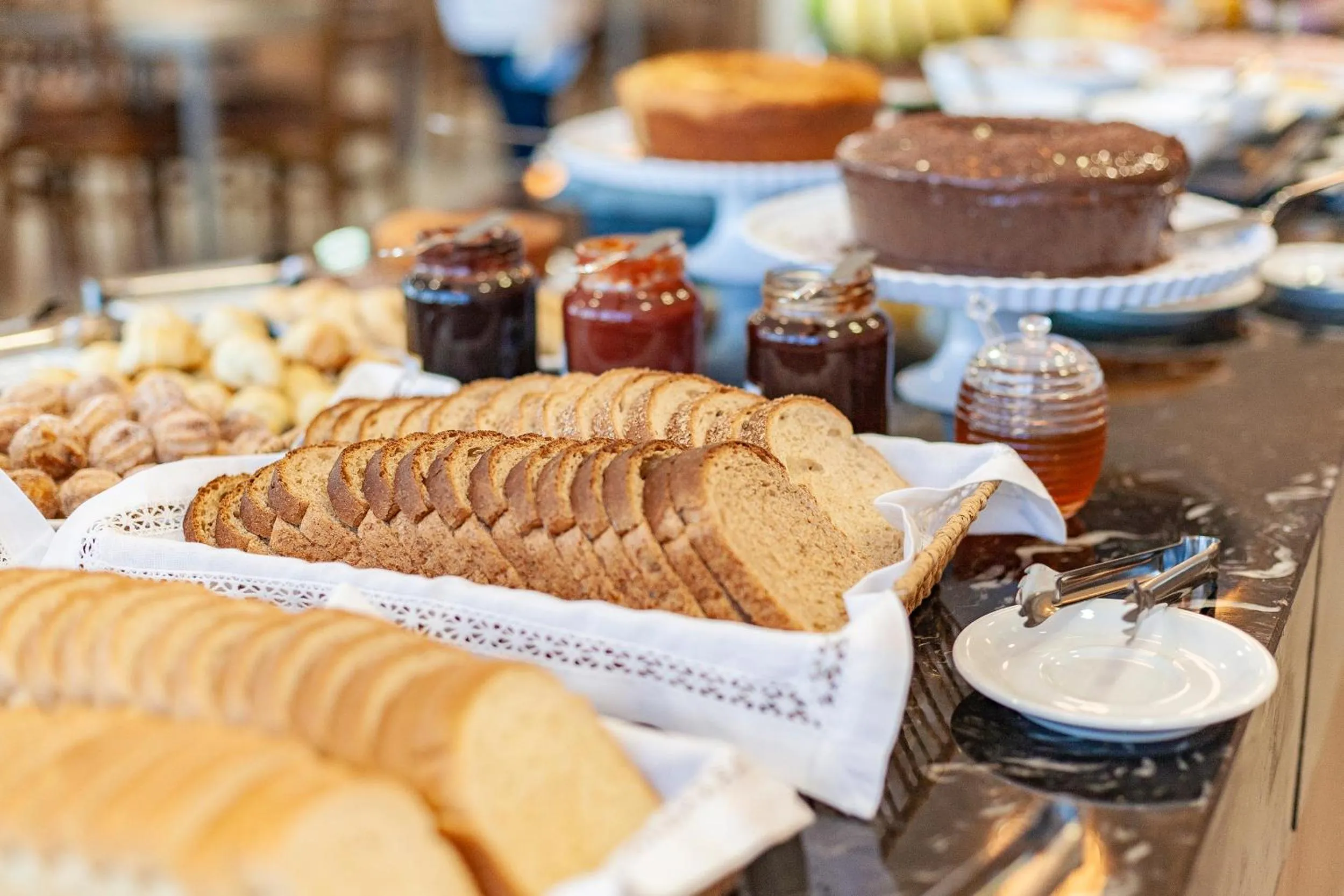 Breakfast in Tri Hotel Executive Osório