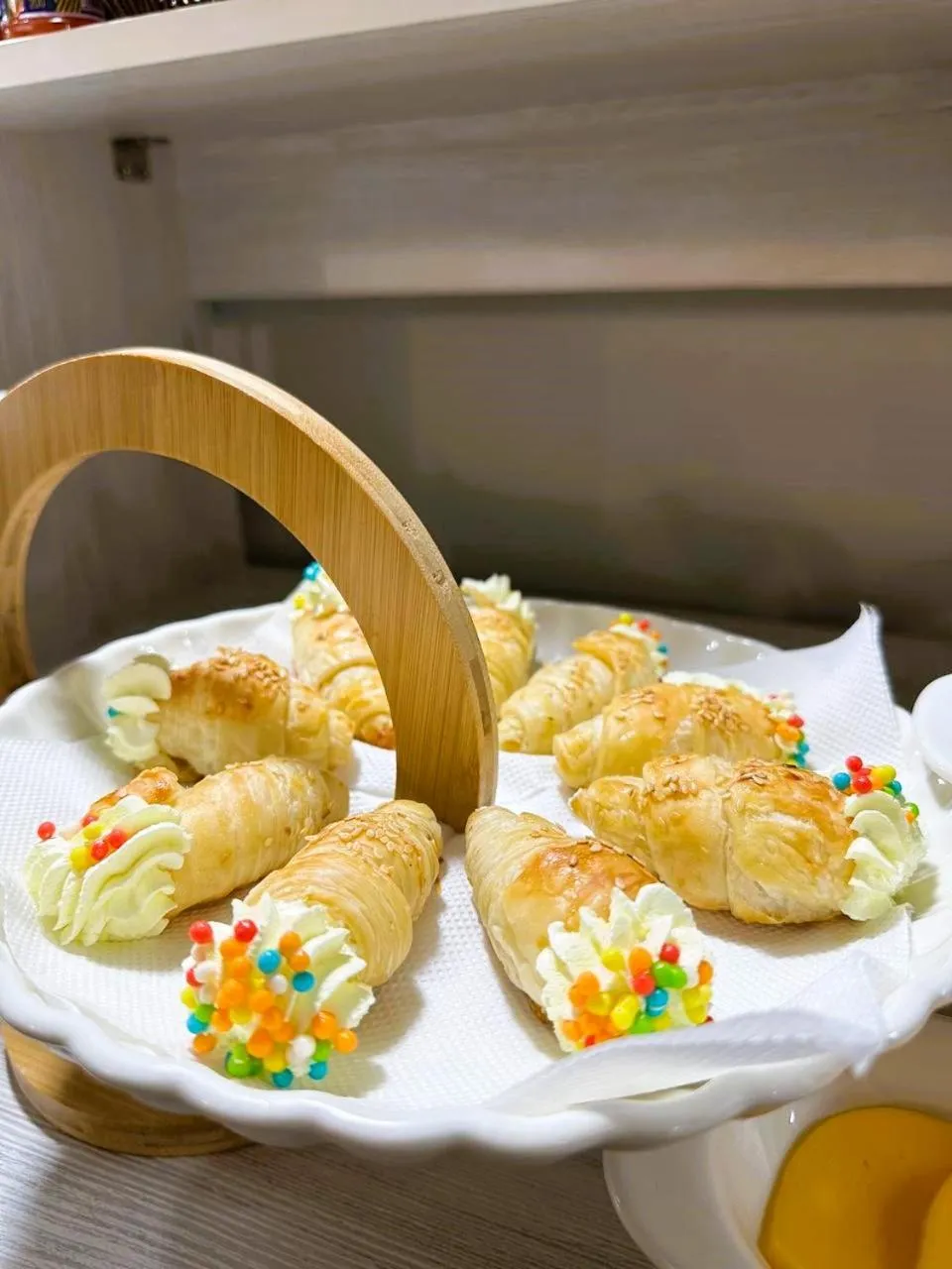 Breakfast in Bobosh Boutique