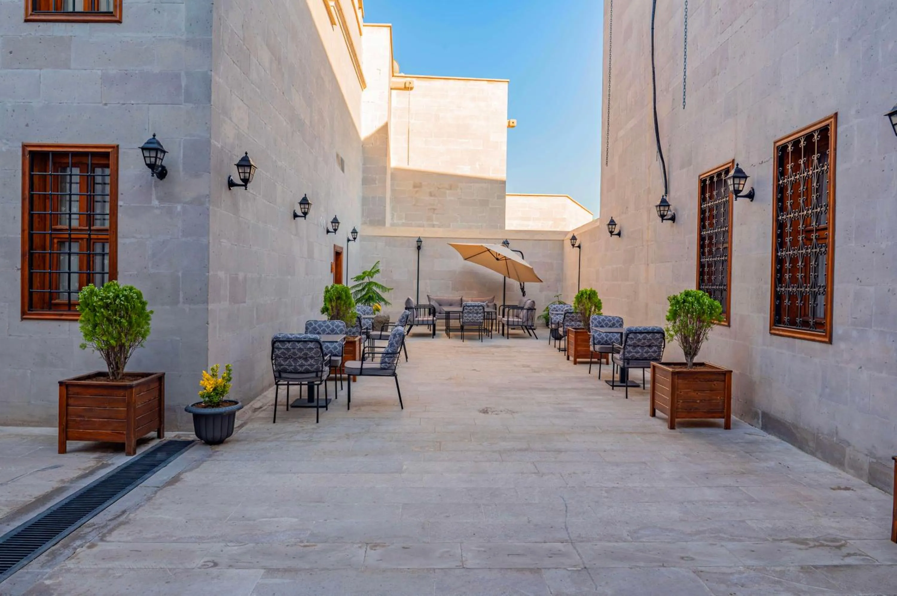 Garden view in Four Mansions Hotel