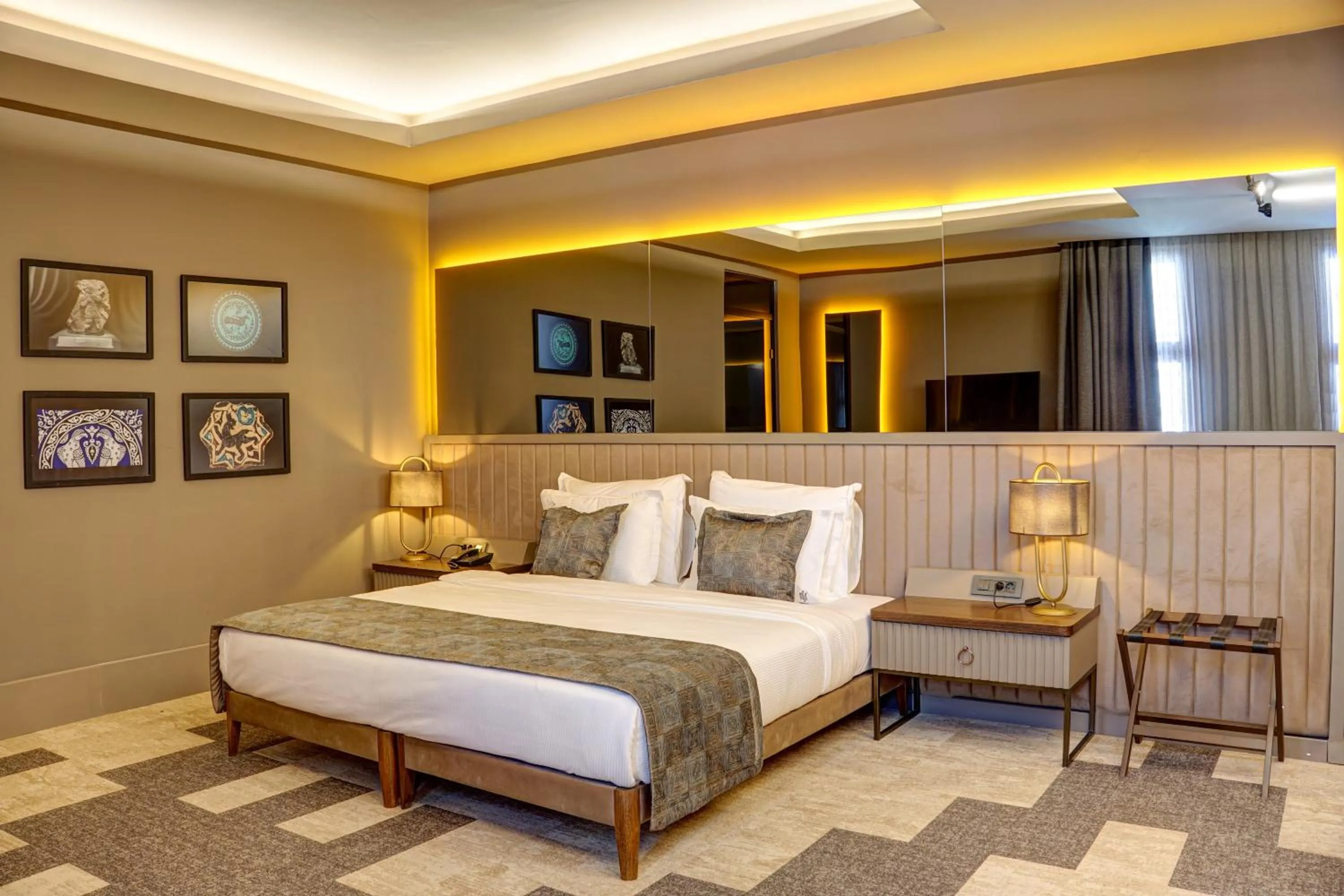 Bed in Four Mansions Hotel