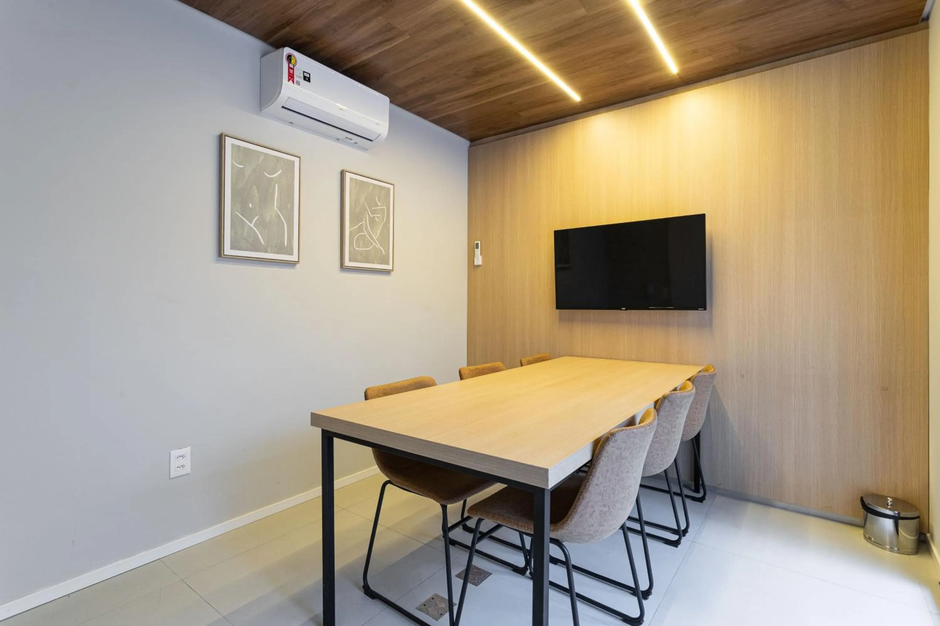 Property building in Charlie Pamplona Jardim Paulista