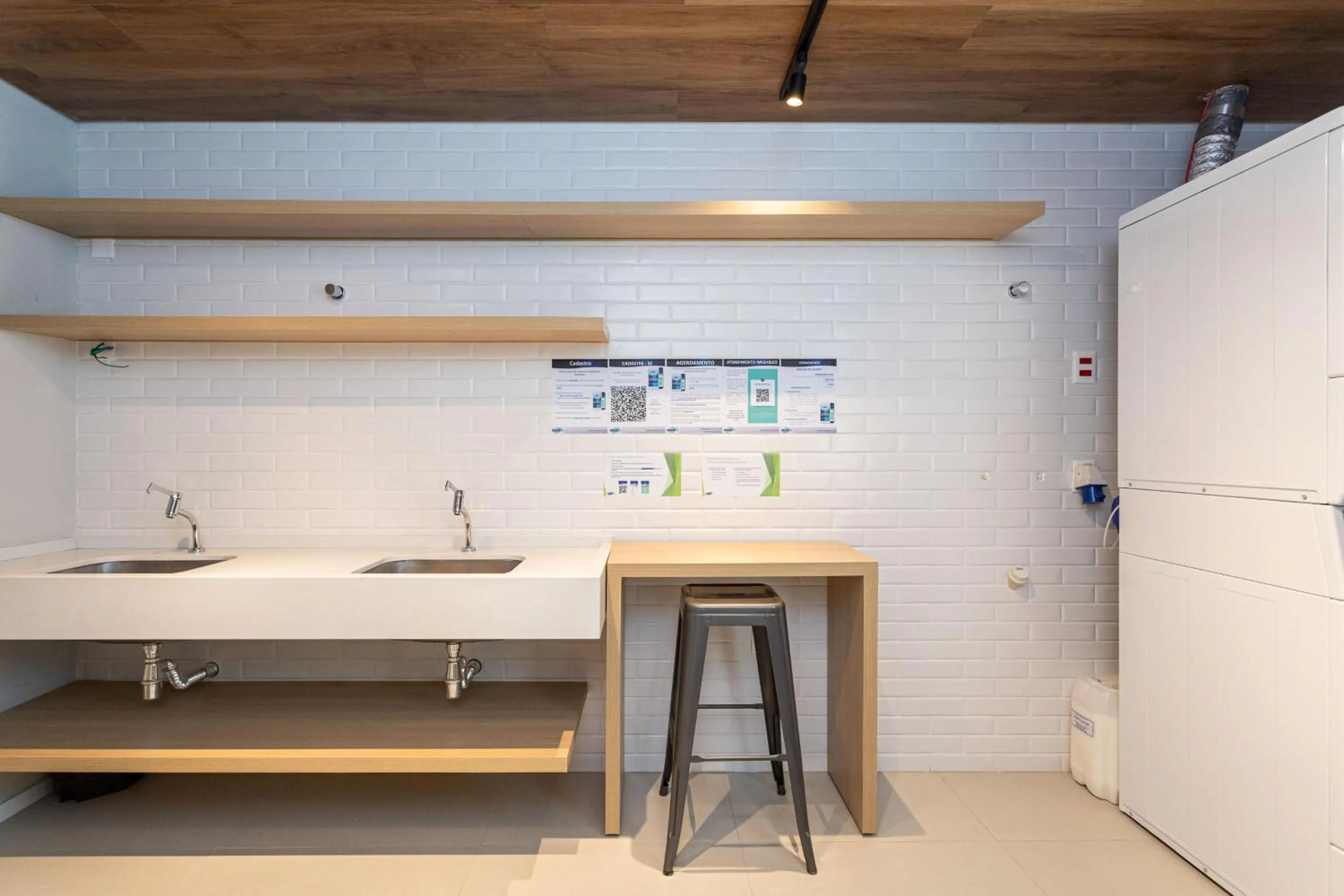 Property building in Charlie Pamplona Jardim Paulista